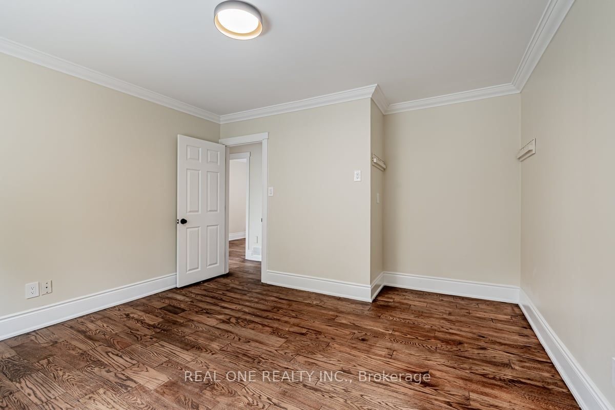 30 Herkley Drive