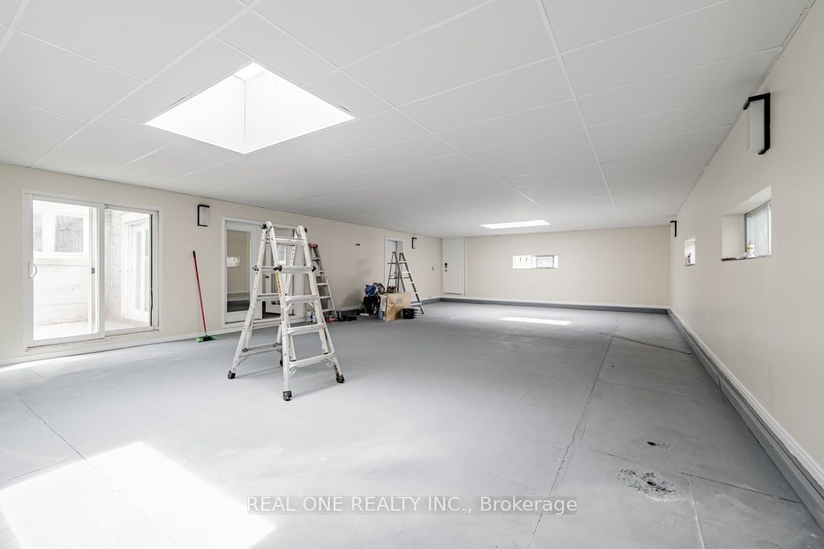 30 Herkley Drive