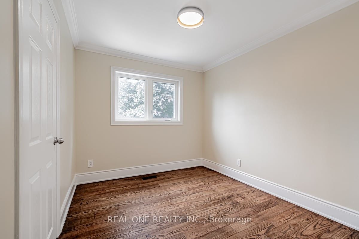 30 Herkley Drive