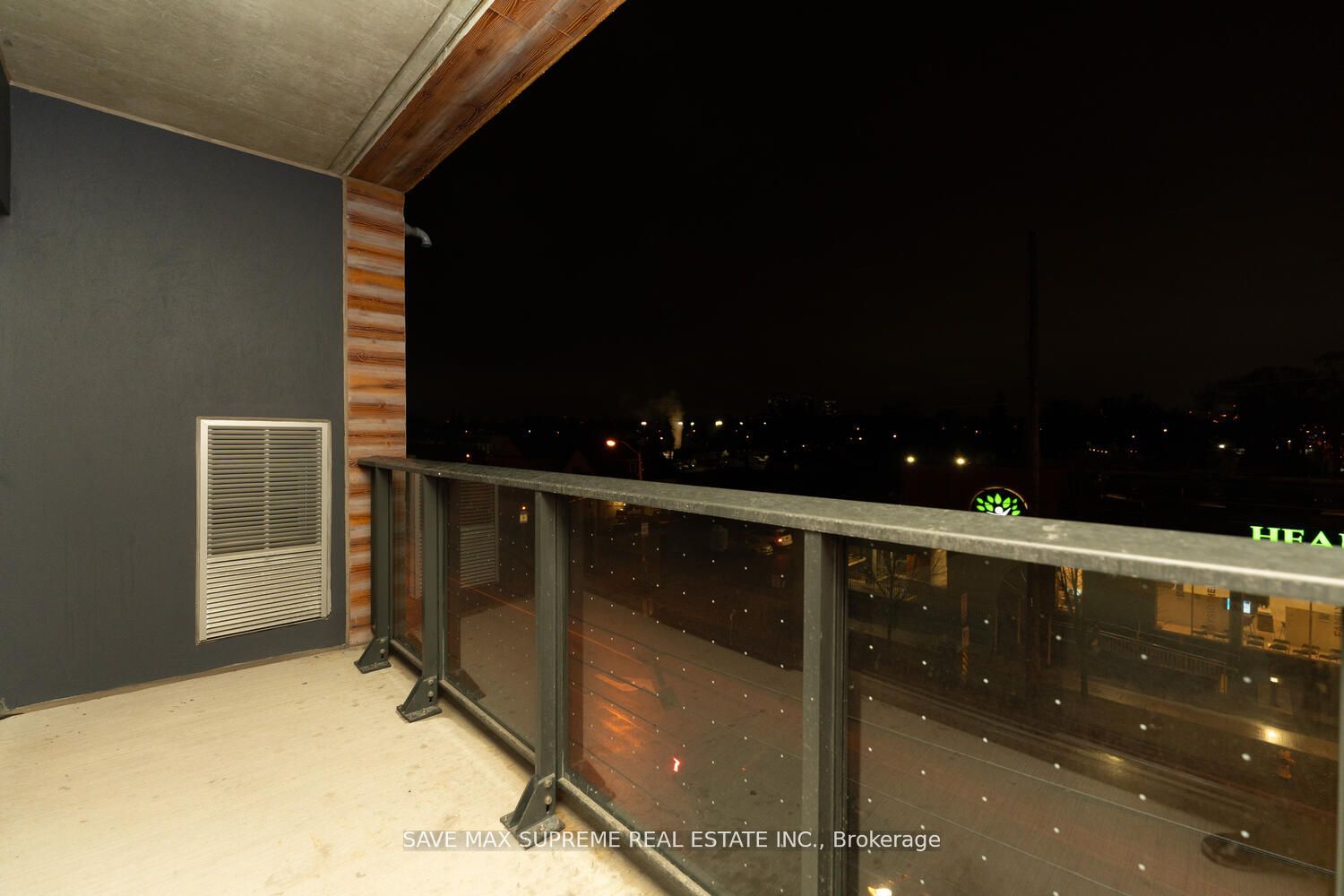 408 Browns Line, #305