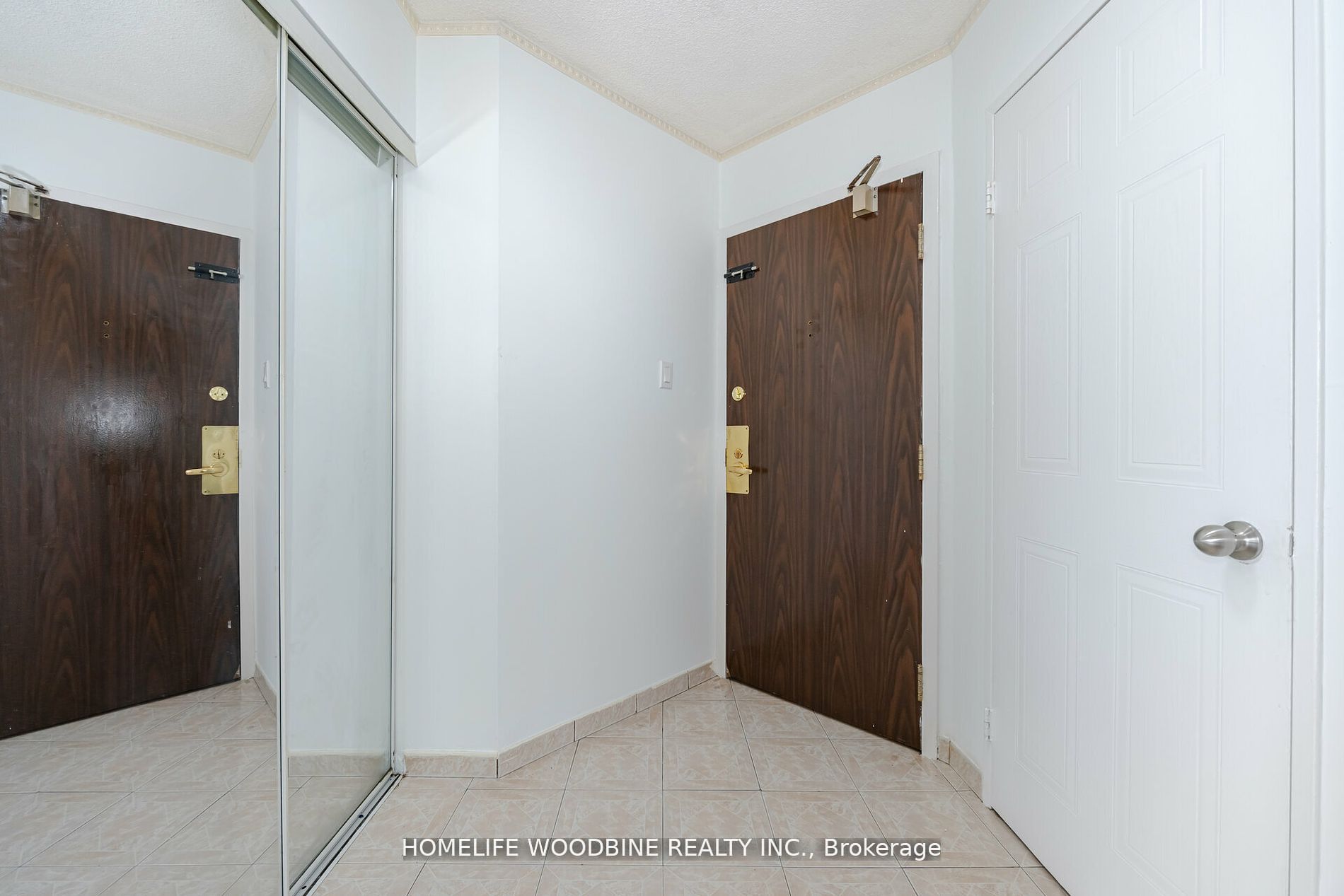 2901 Kipling Avenue, #204
