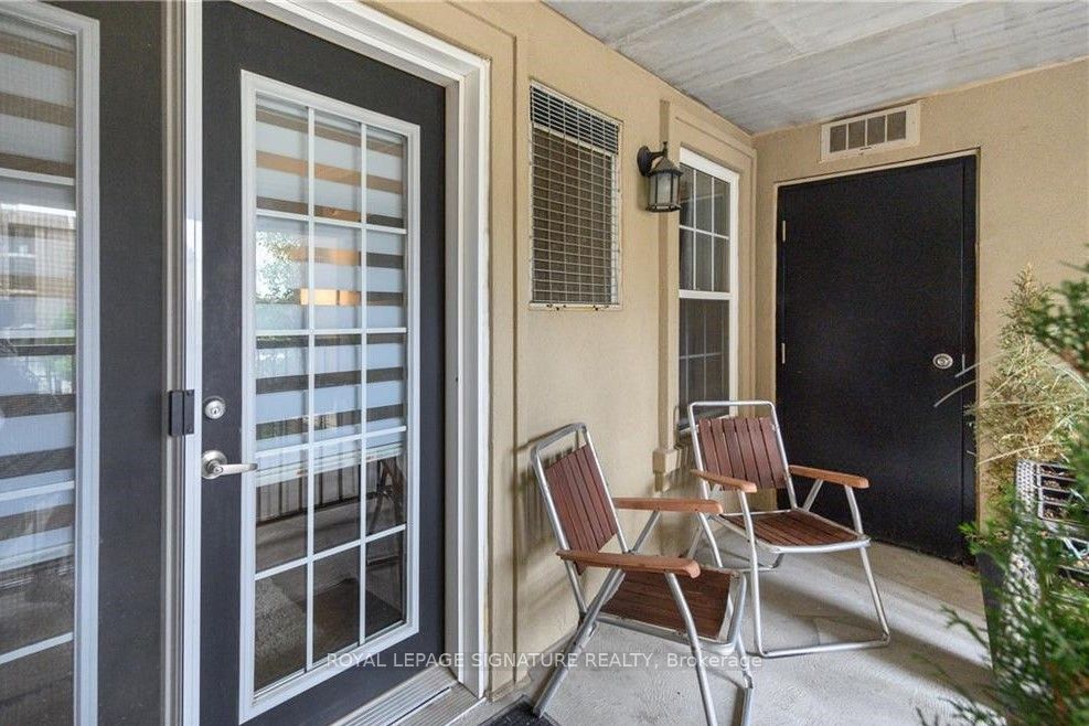 1340 Main Street E, #208