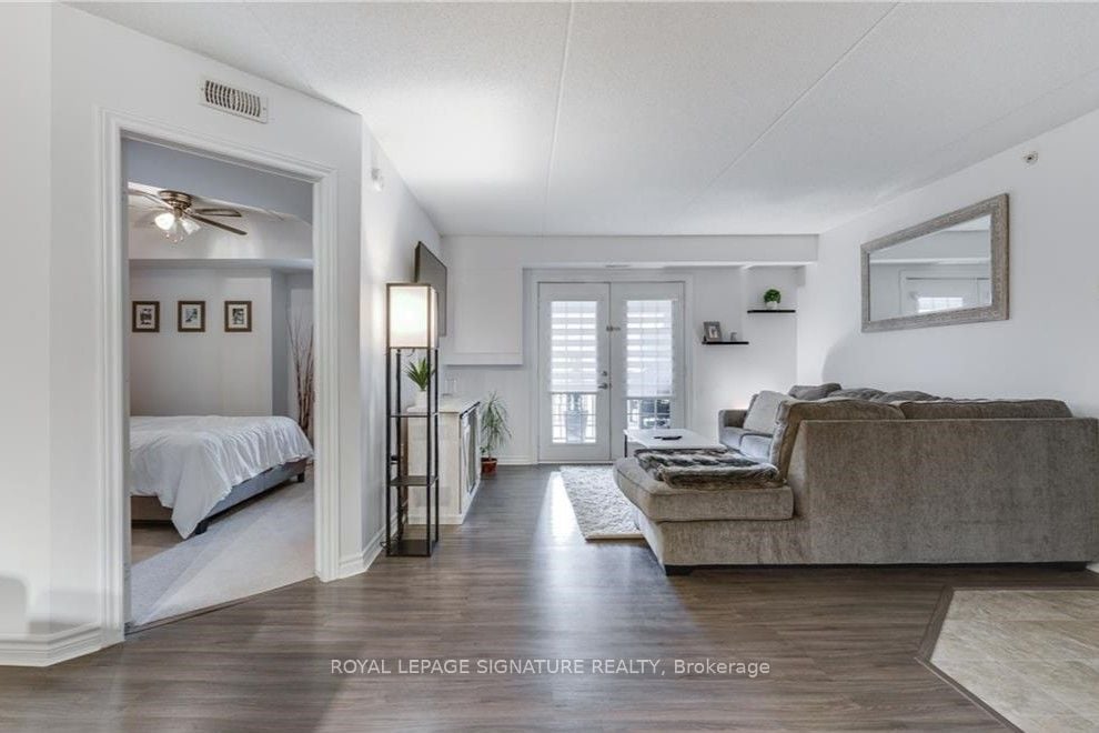1340 Main Street E, #208