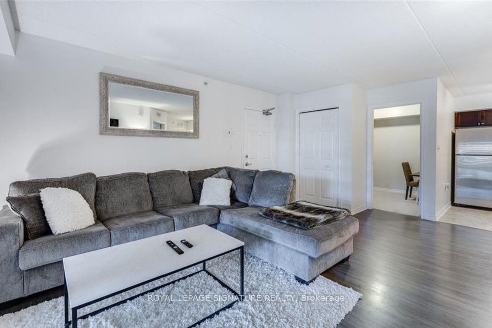 1340 Main Street E, #208