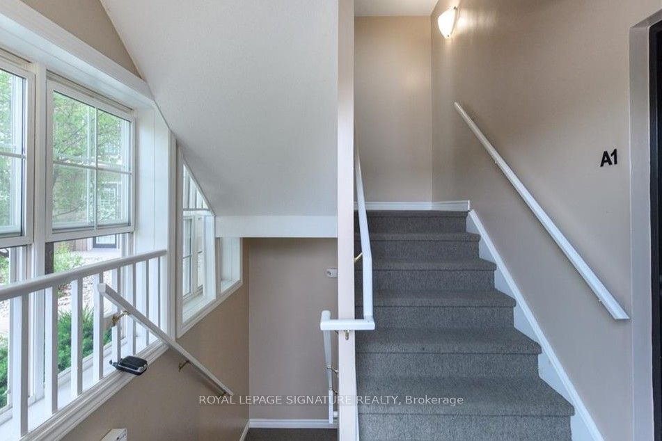 1340 Main Street E, #208