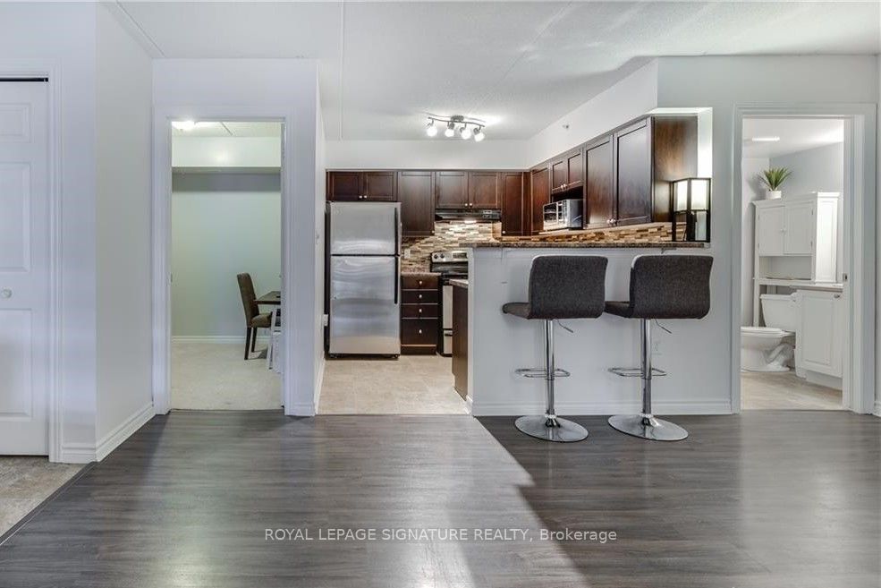1340 Main Street E, #208