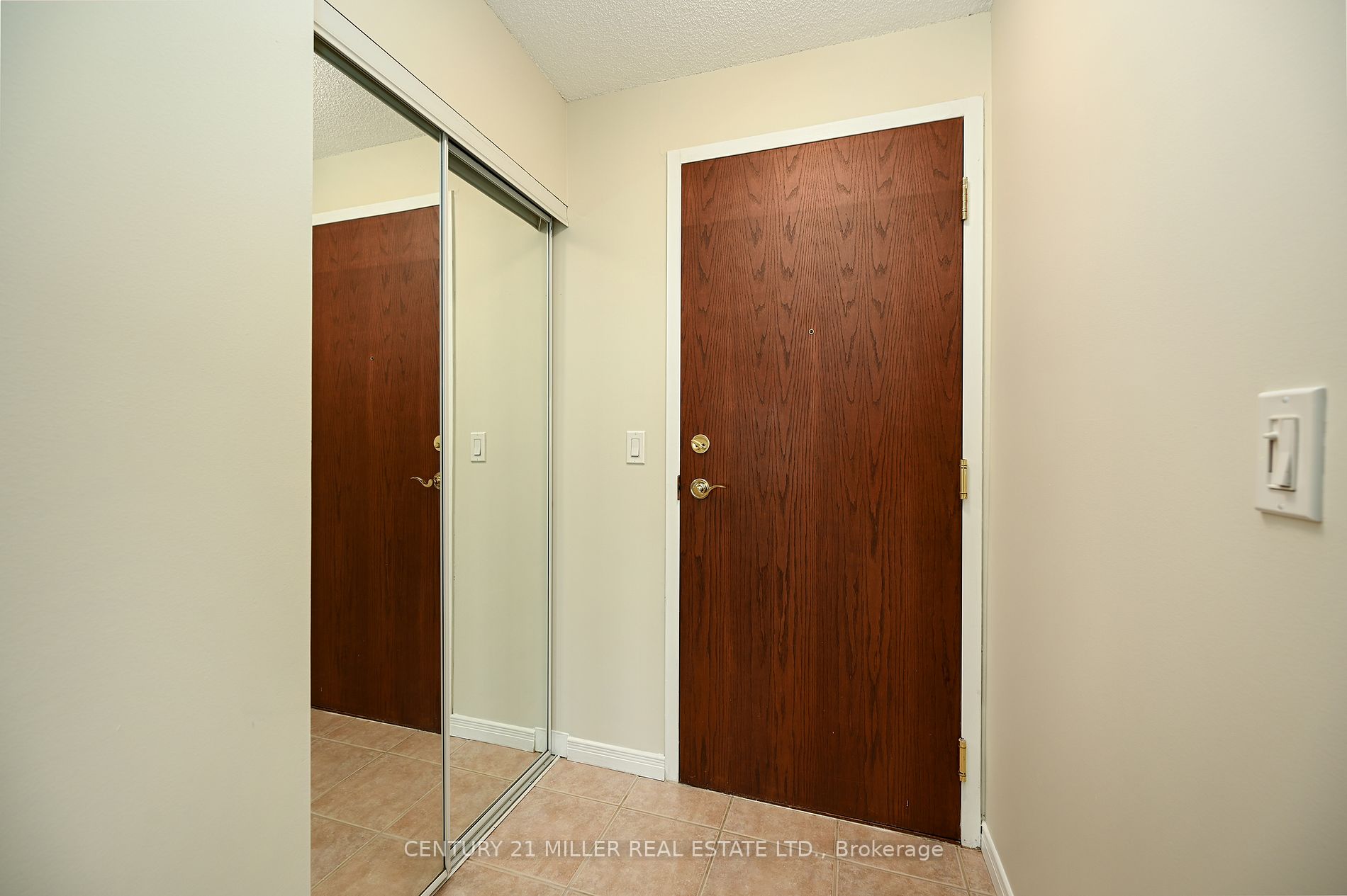 2545 Erin Centre Boulevard #1703