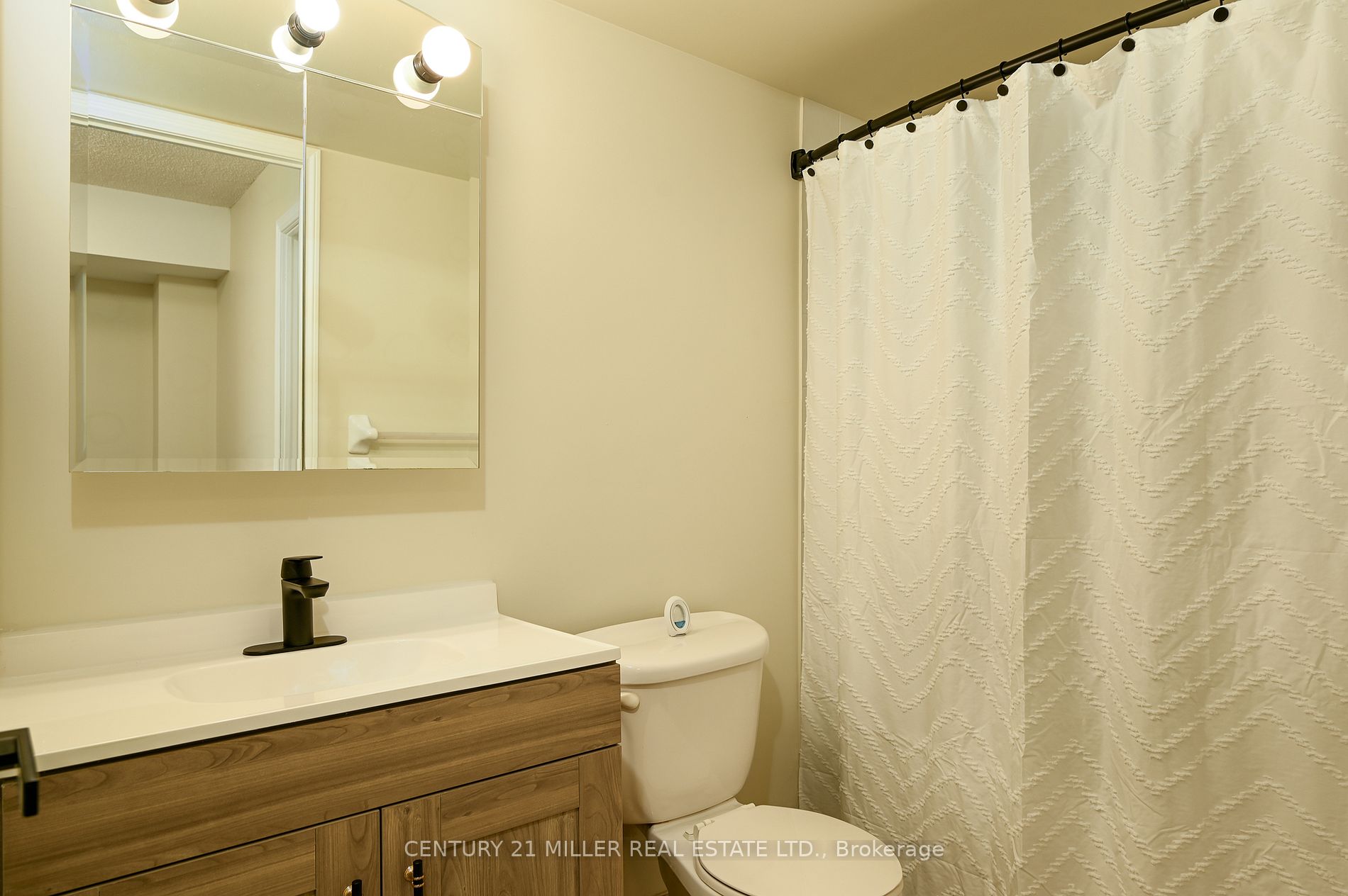 2545 Erin Centre Boulevard #1703