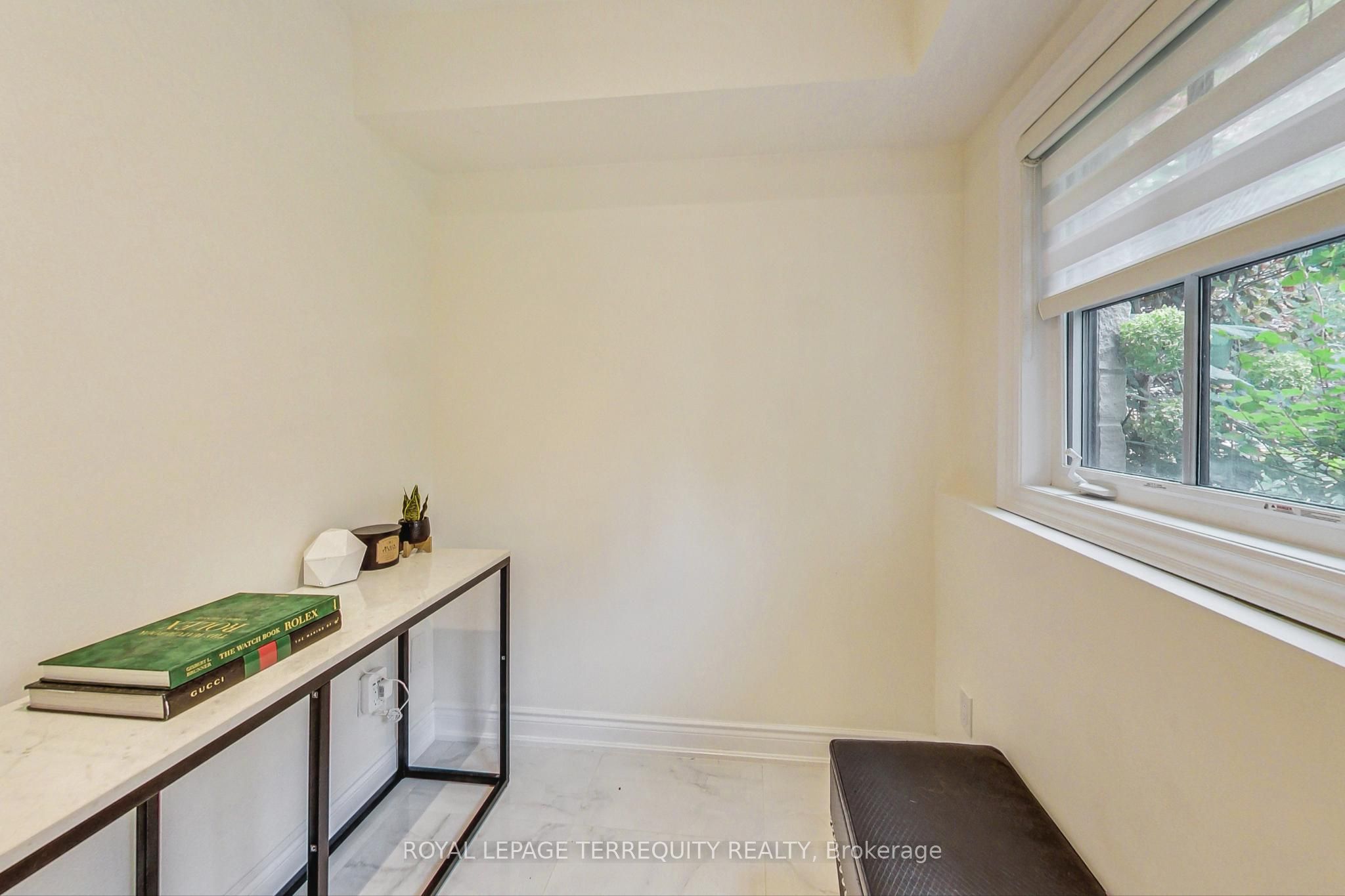 80 Daisy Avenue, #22