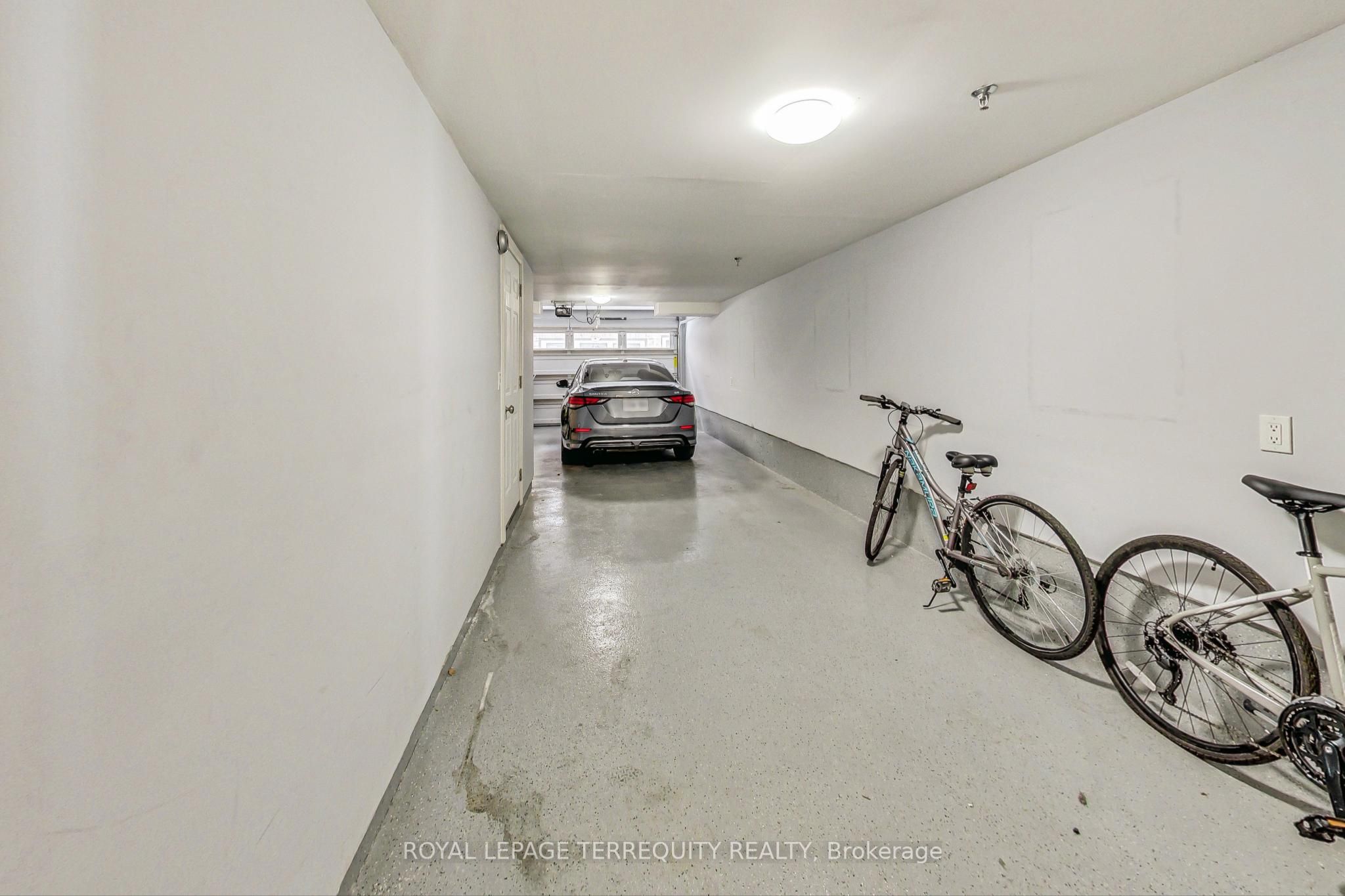 80 Daisy Avenue, #22