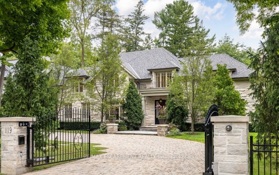 119 Chartwell Road