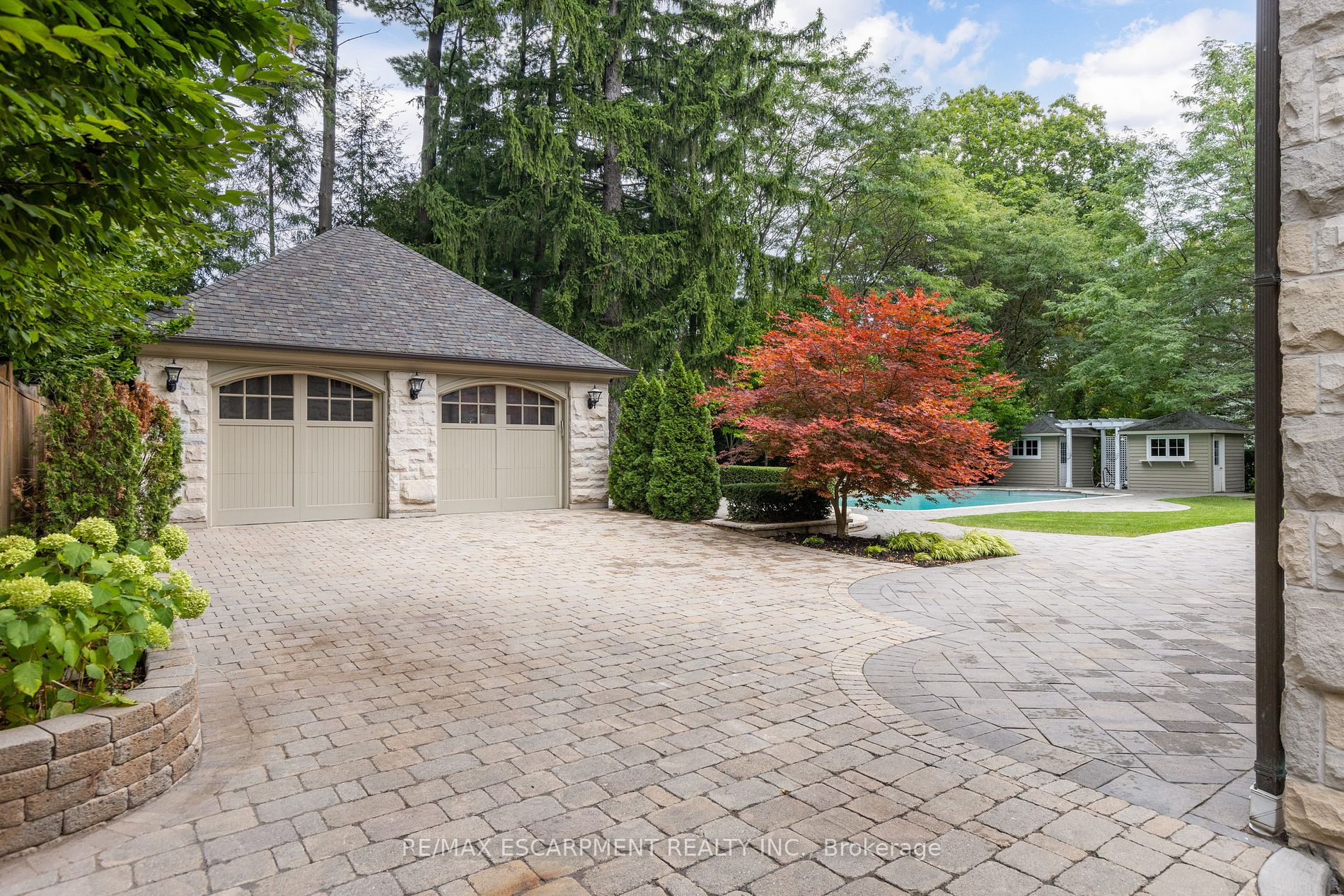 119 Chartwell Road