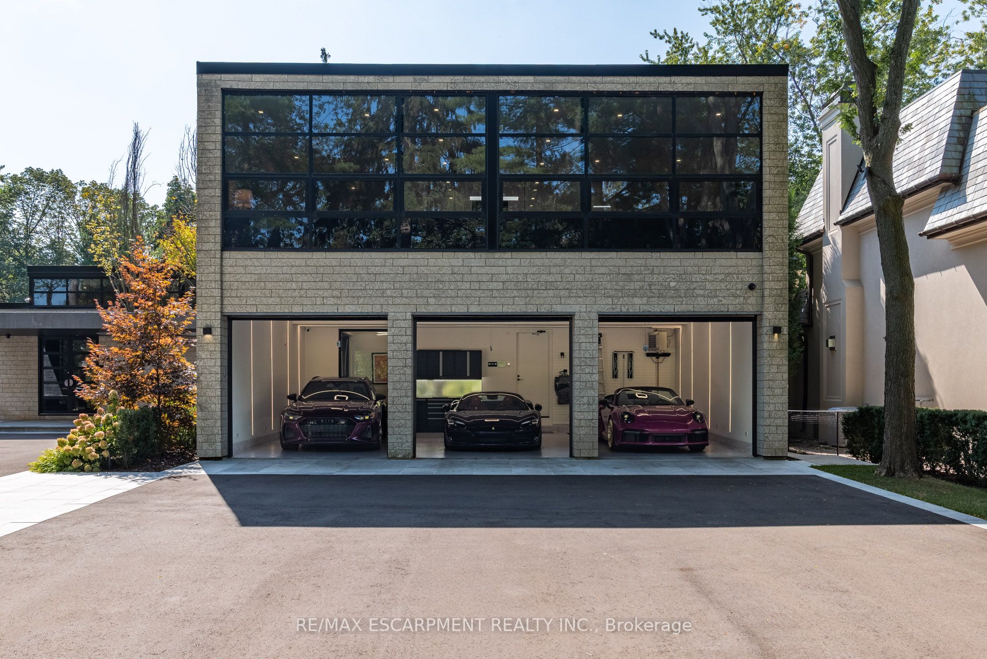 210 Chartwell Road