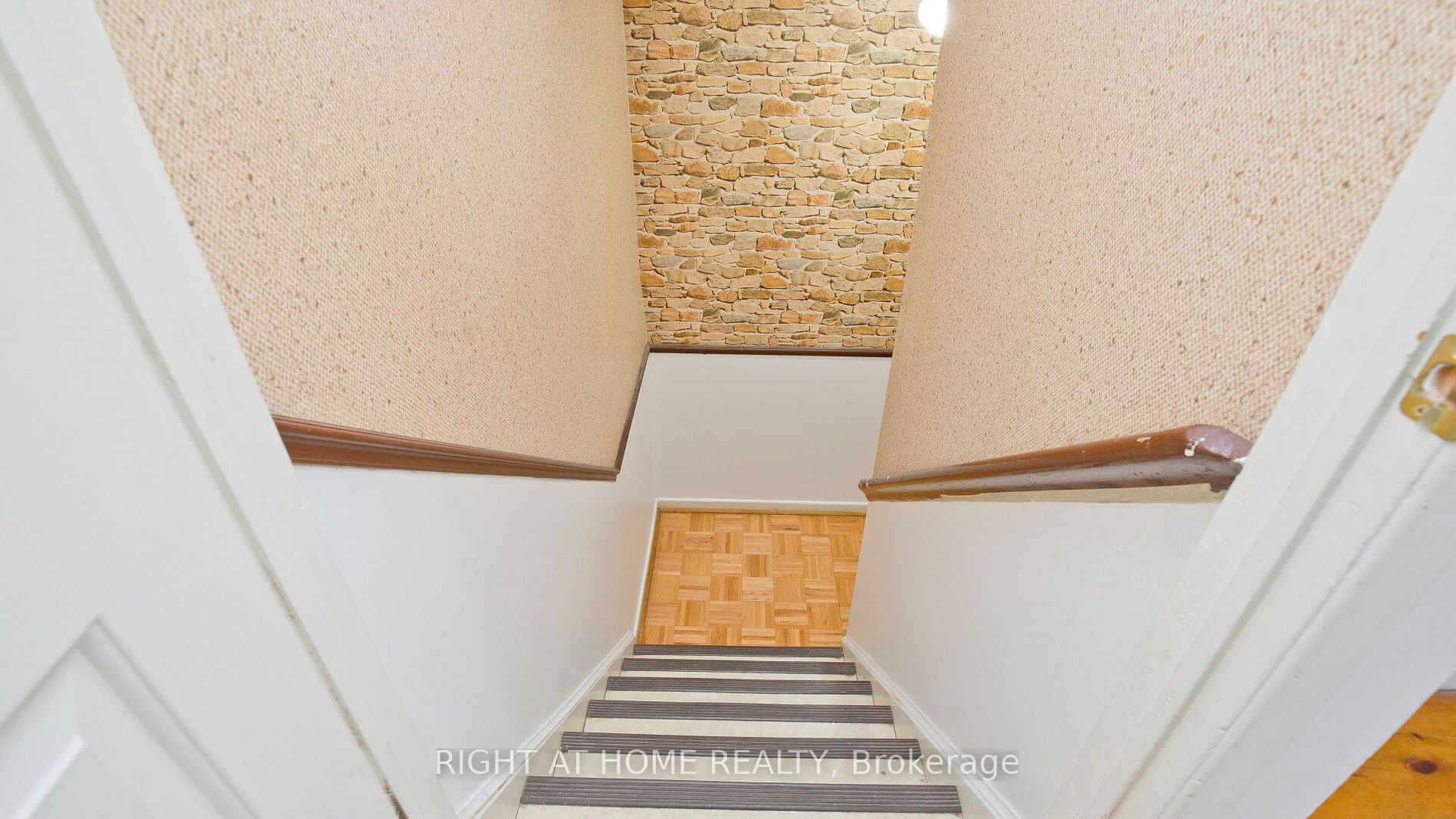 1180 Mississauga Valley Boulevard #4