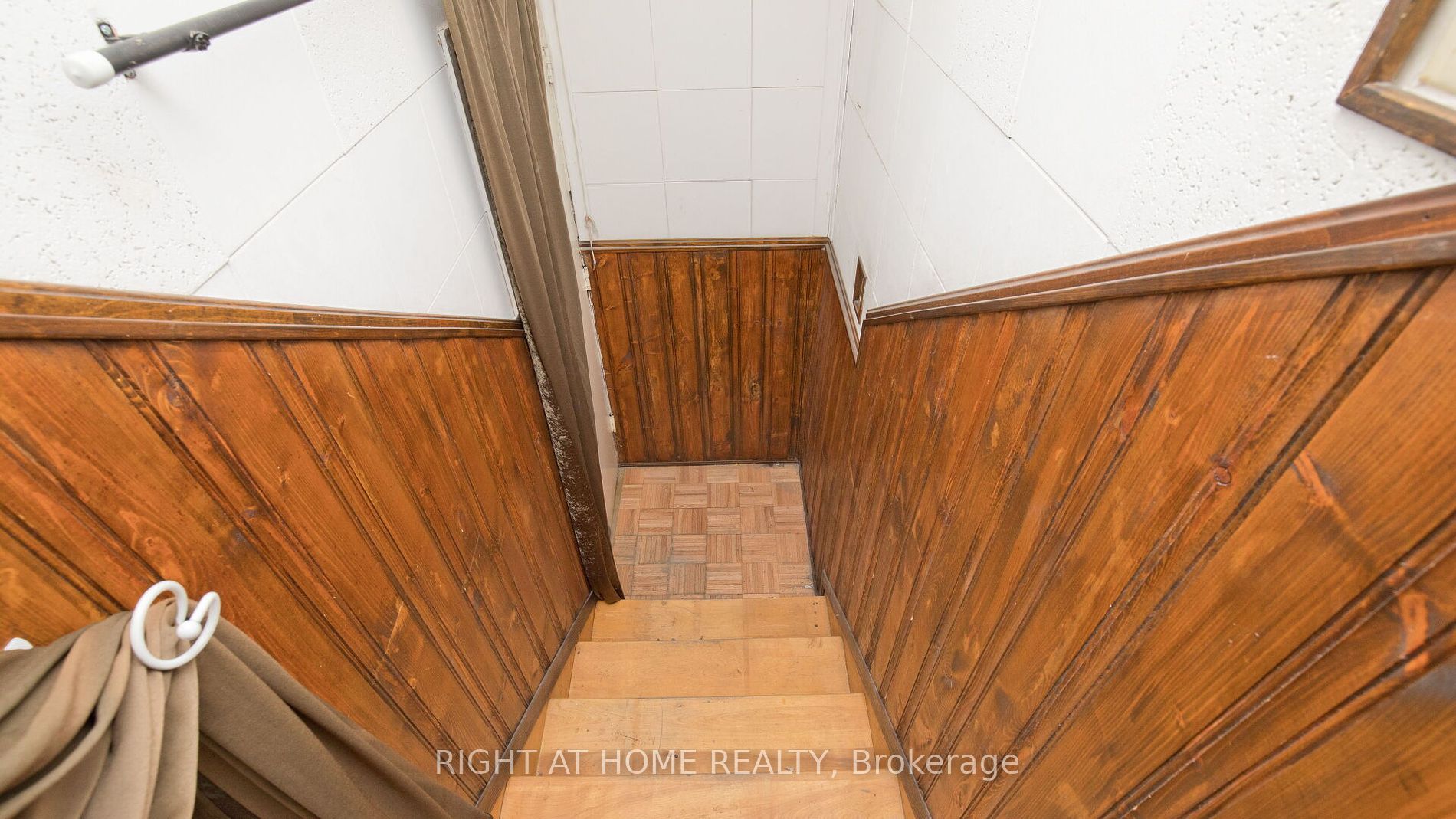 1180 Mississauga Valley Boulevard #4