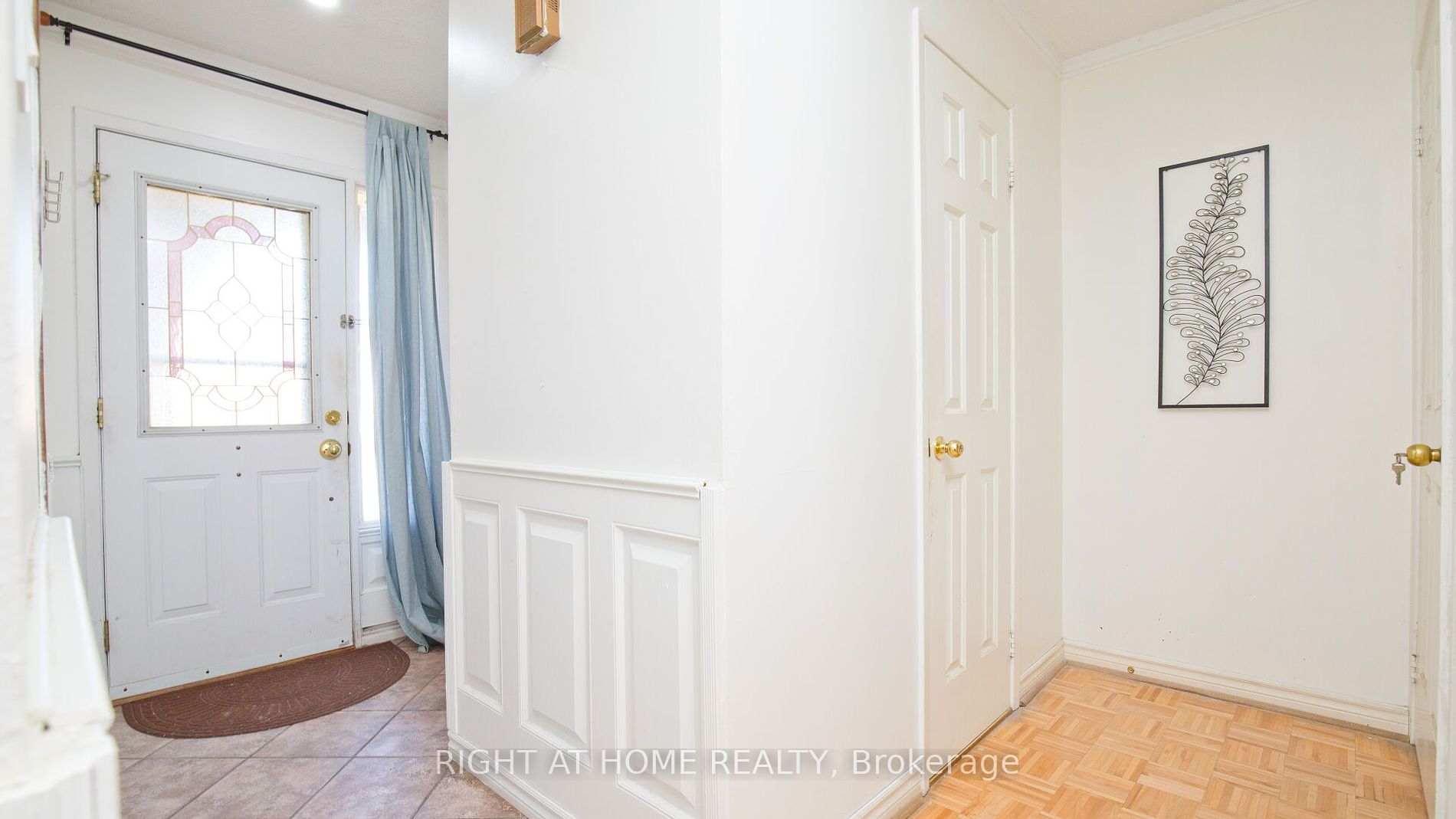 1180 Mississauga Valley Boulevard #4