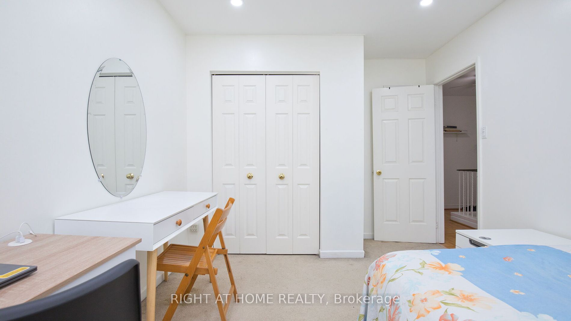 1180 Mississauga Valley Boulevard #4