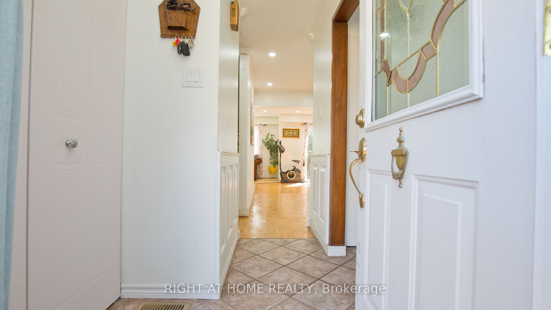 1180 Mississauga Valley Boulevard #4