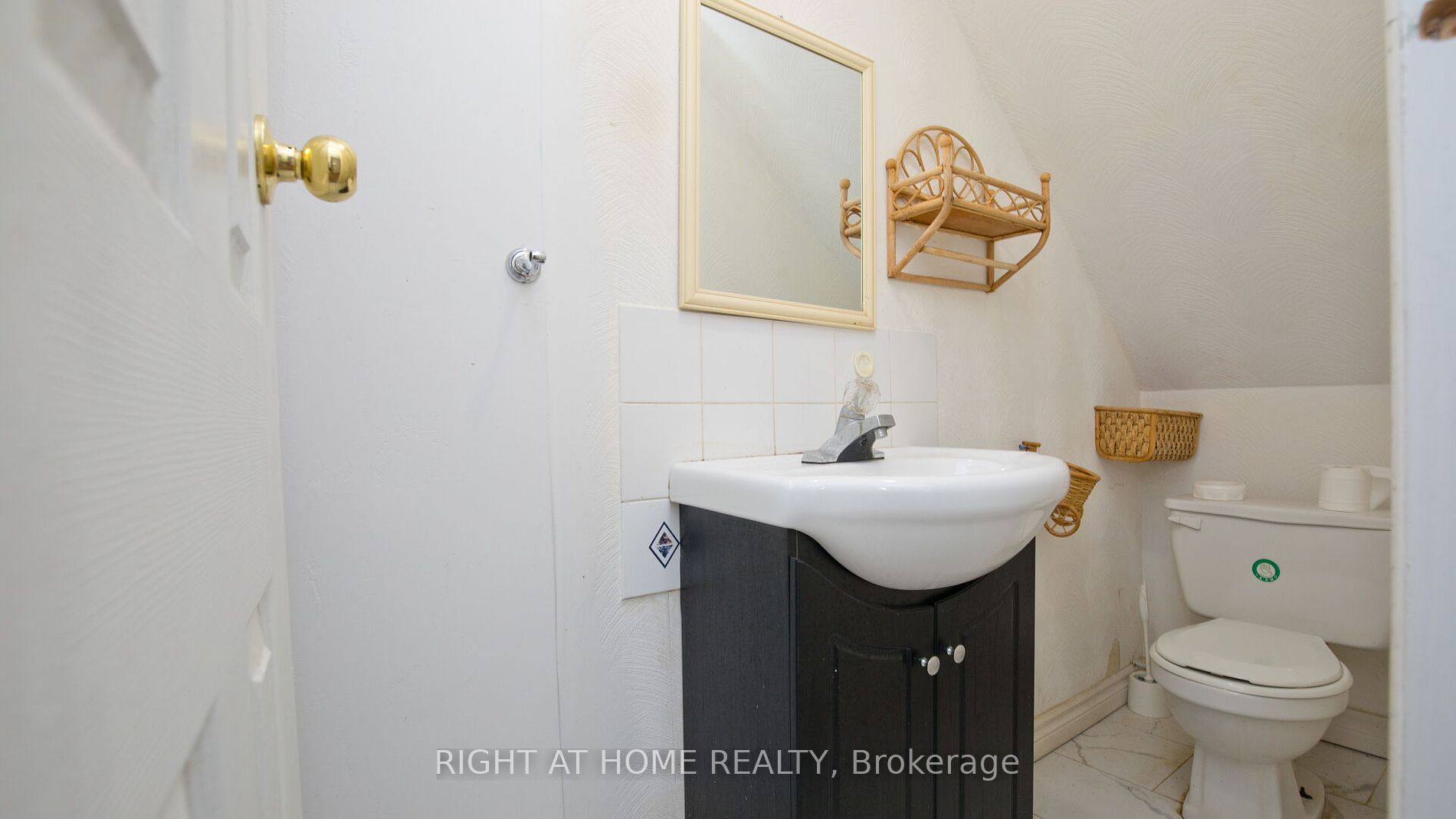 1180 Mississauga Valley Boulevard #4