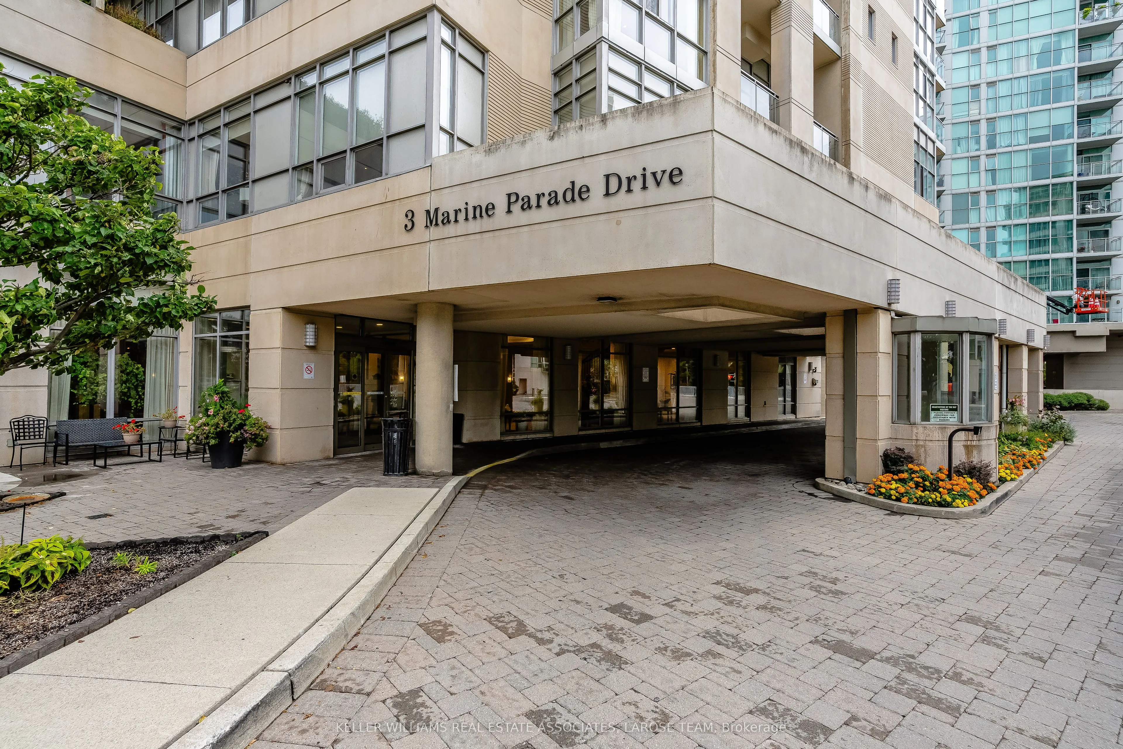 3 Marine Parade Drive #707