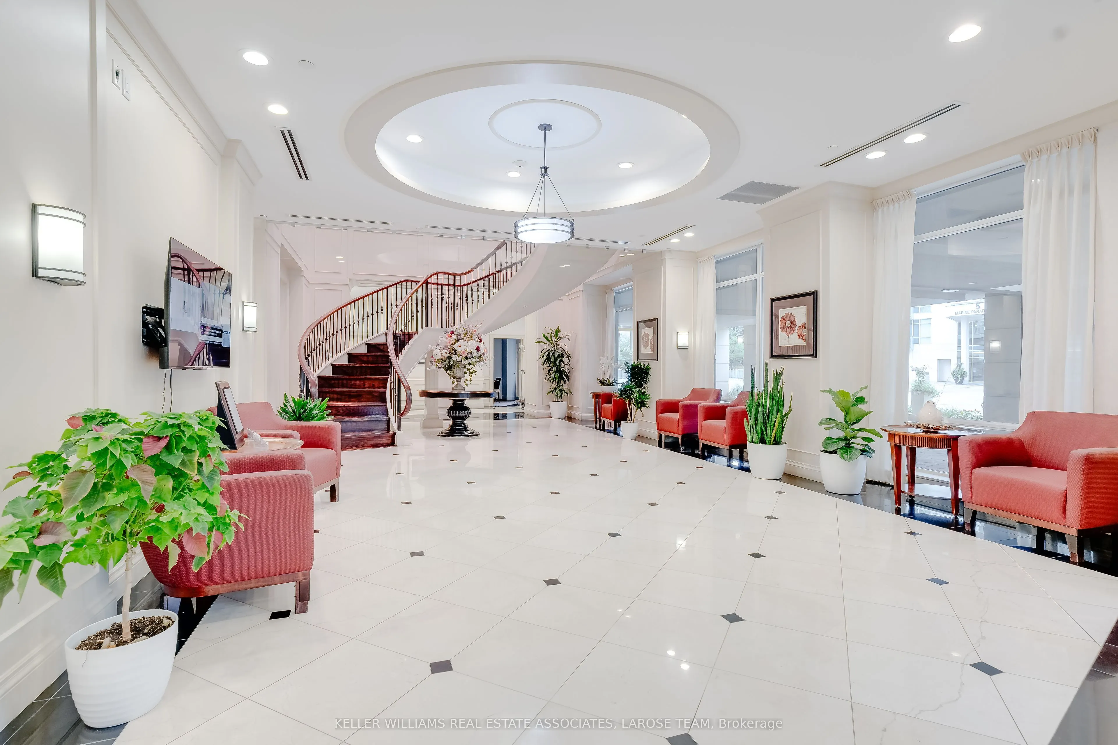 3 Marine Parade Drive #707
