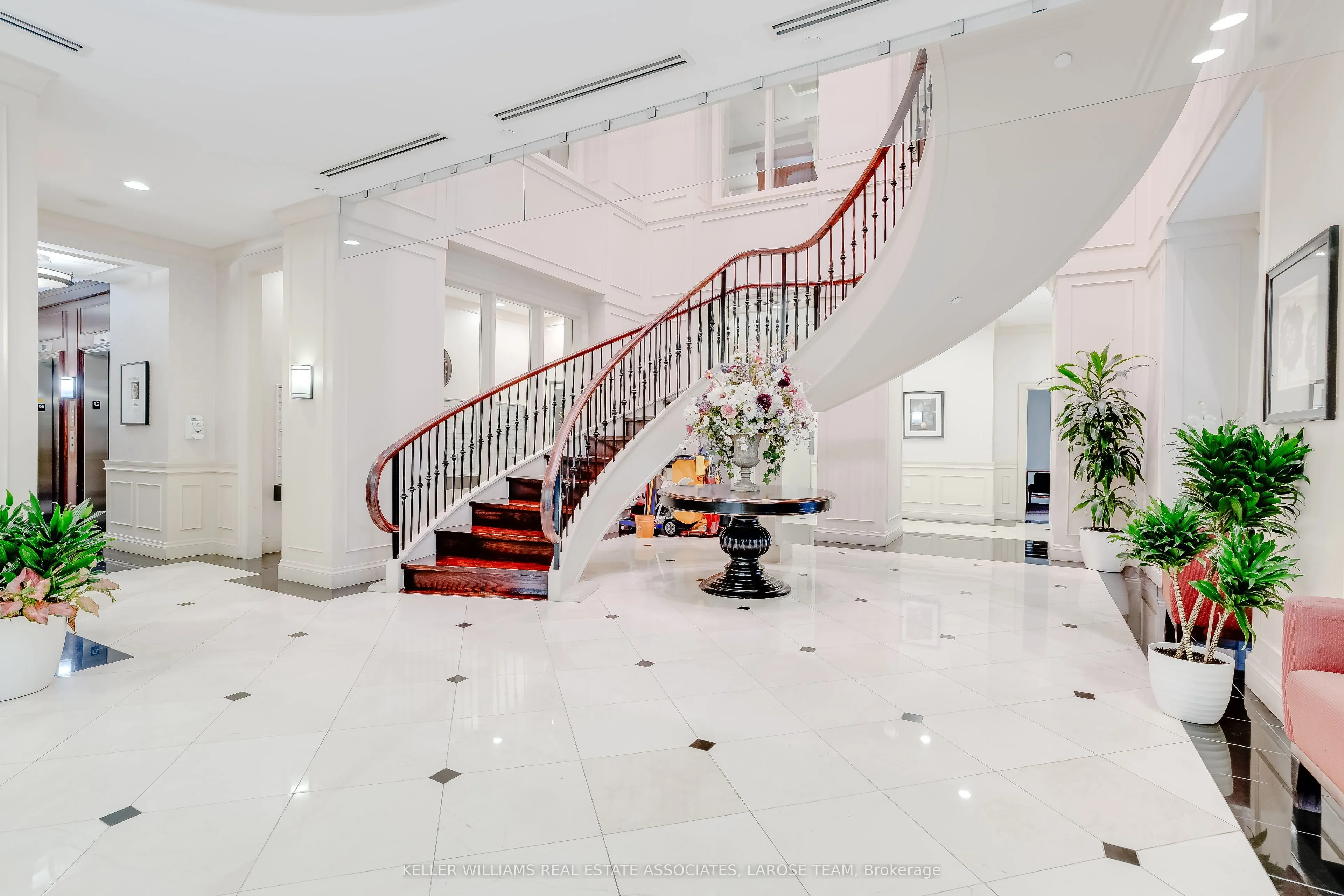 3 Marine Parade Drive #707
