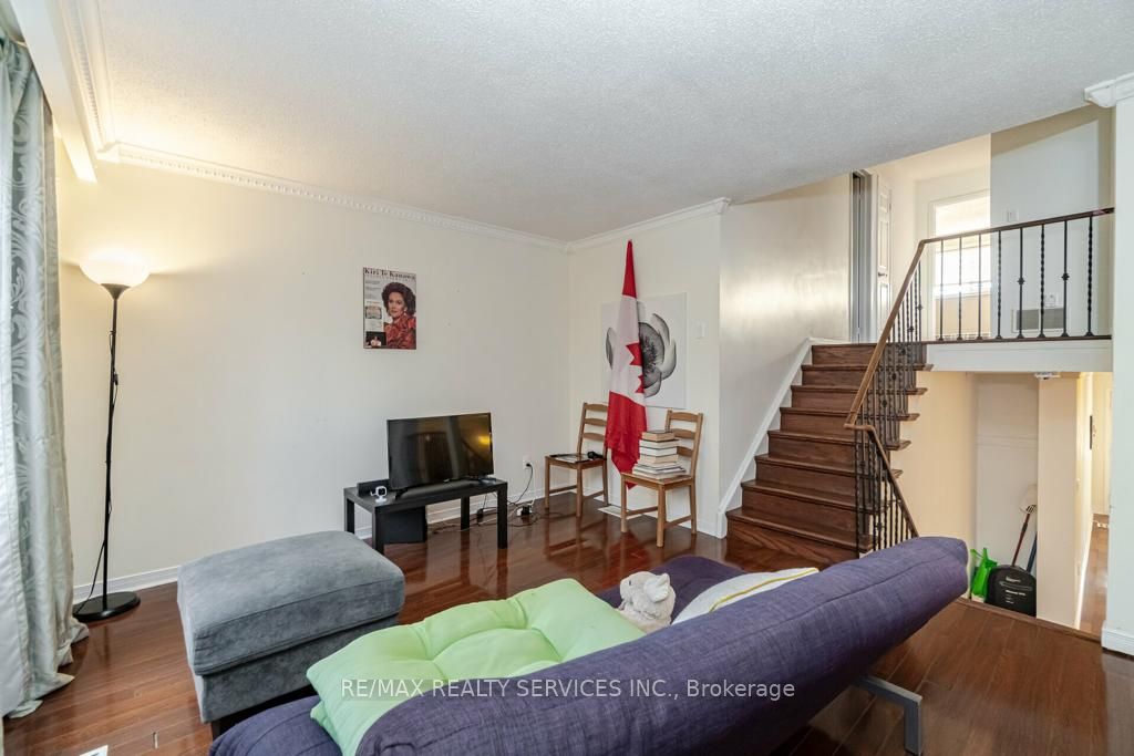 13 Weybridge Trail
