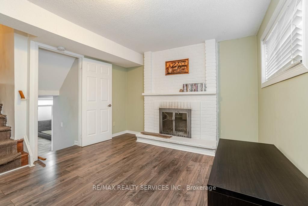 13 Weybridge Trail