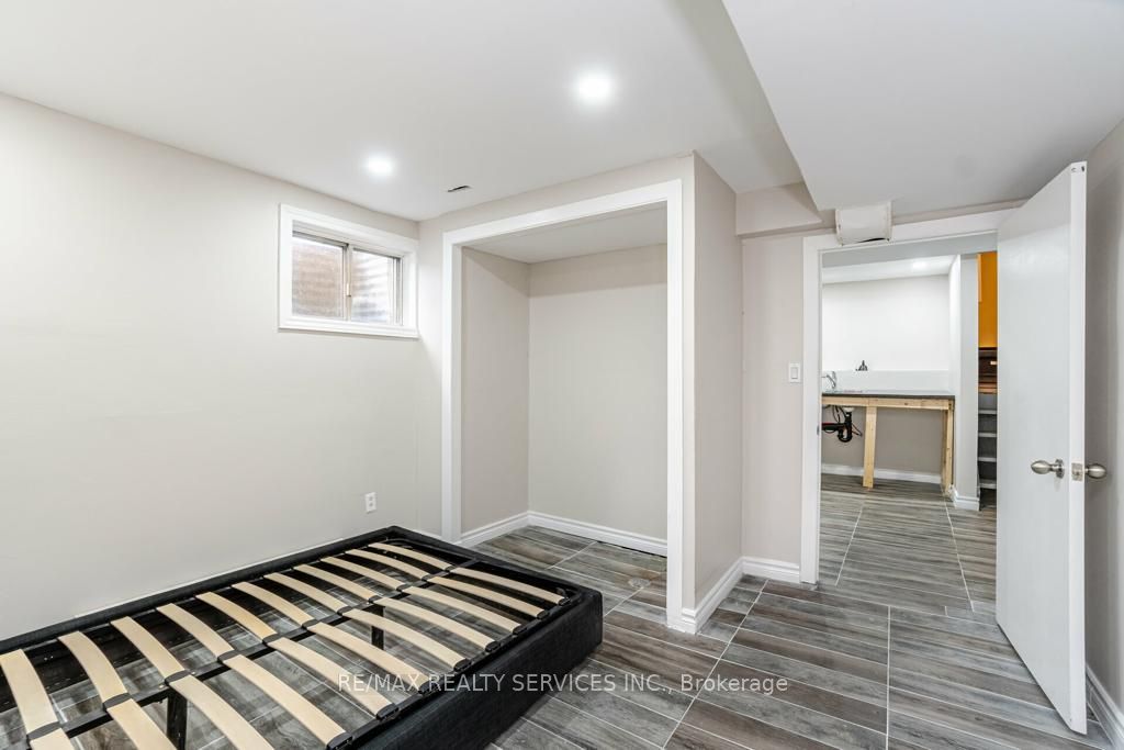 13 Weybridge Trail