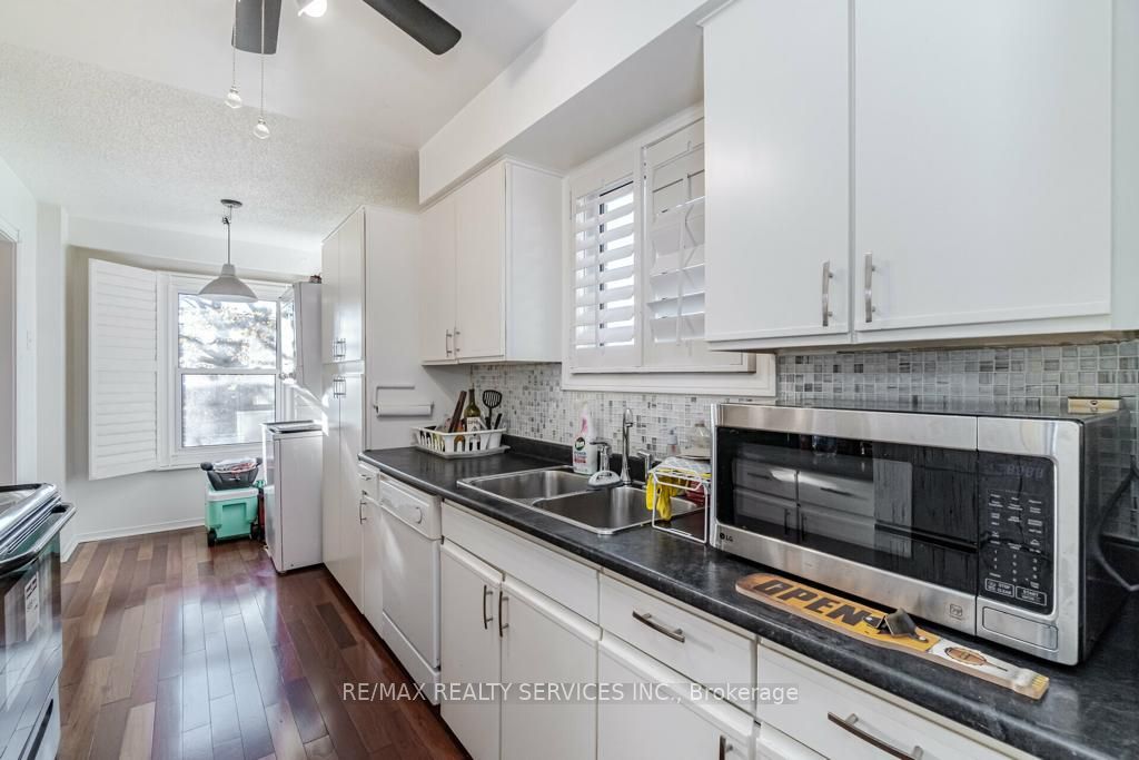13 Weybridge Trail
