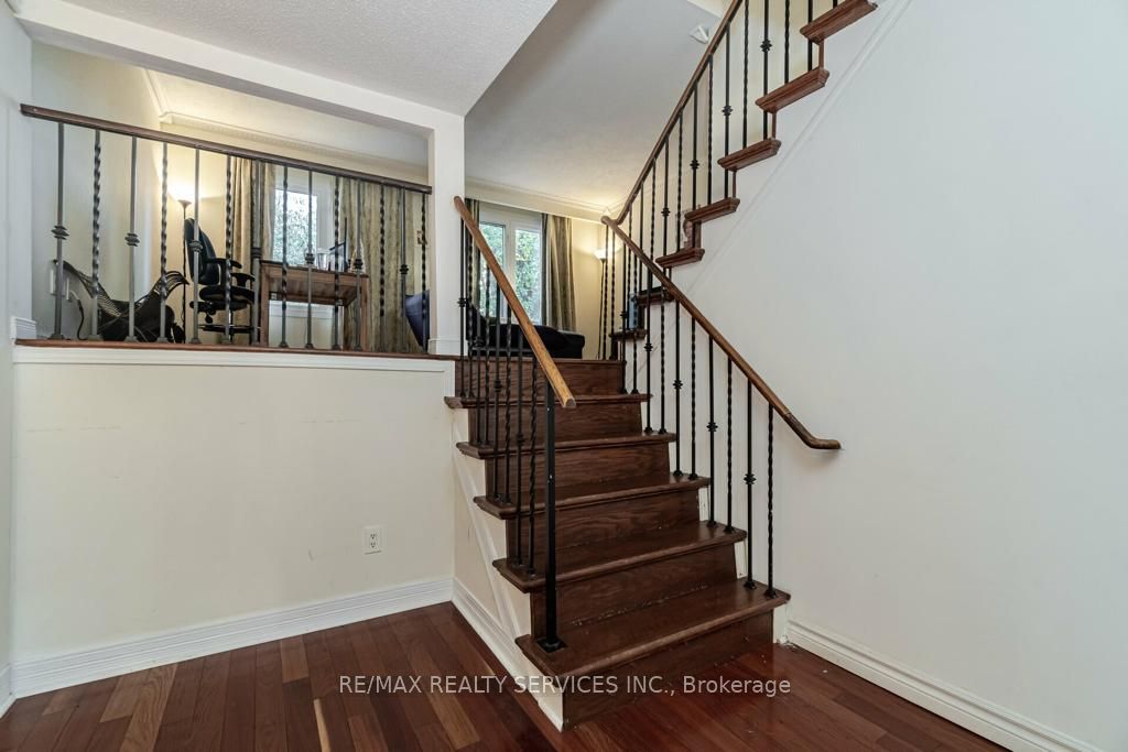 13 Weybridge Trail