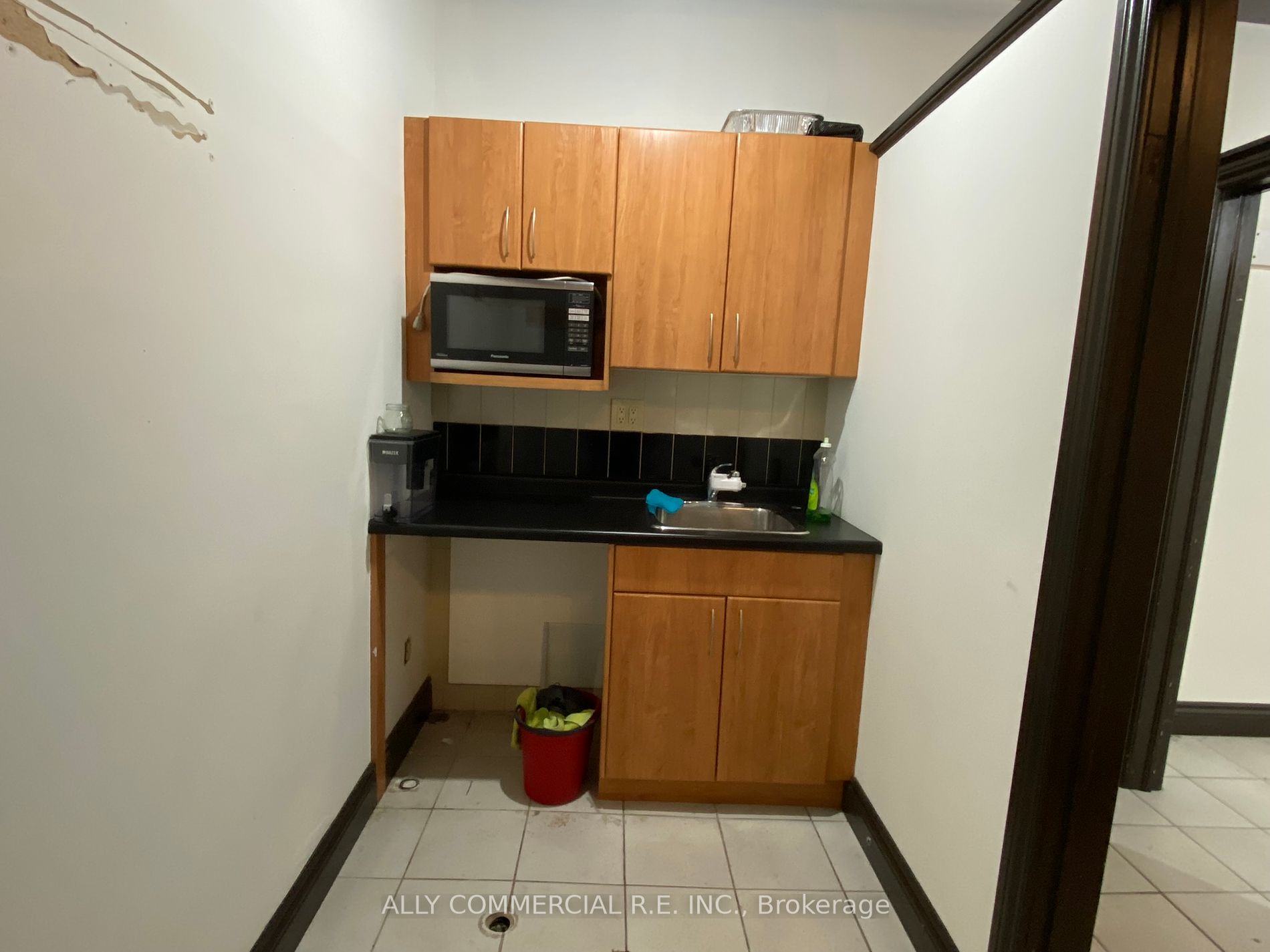 24A Ripley Avenue