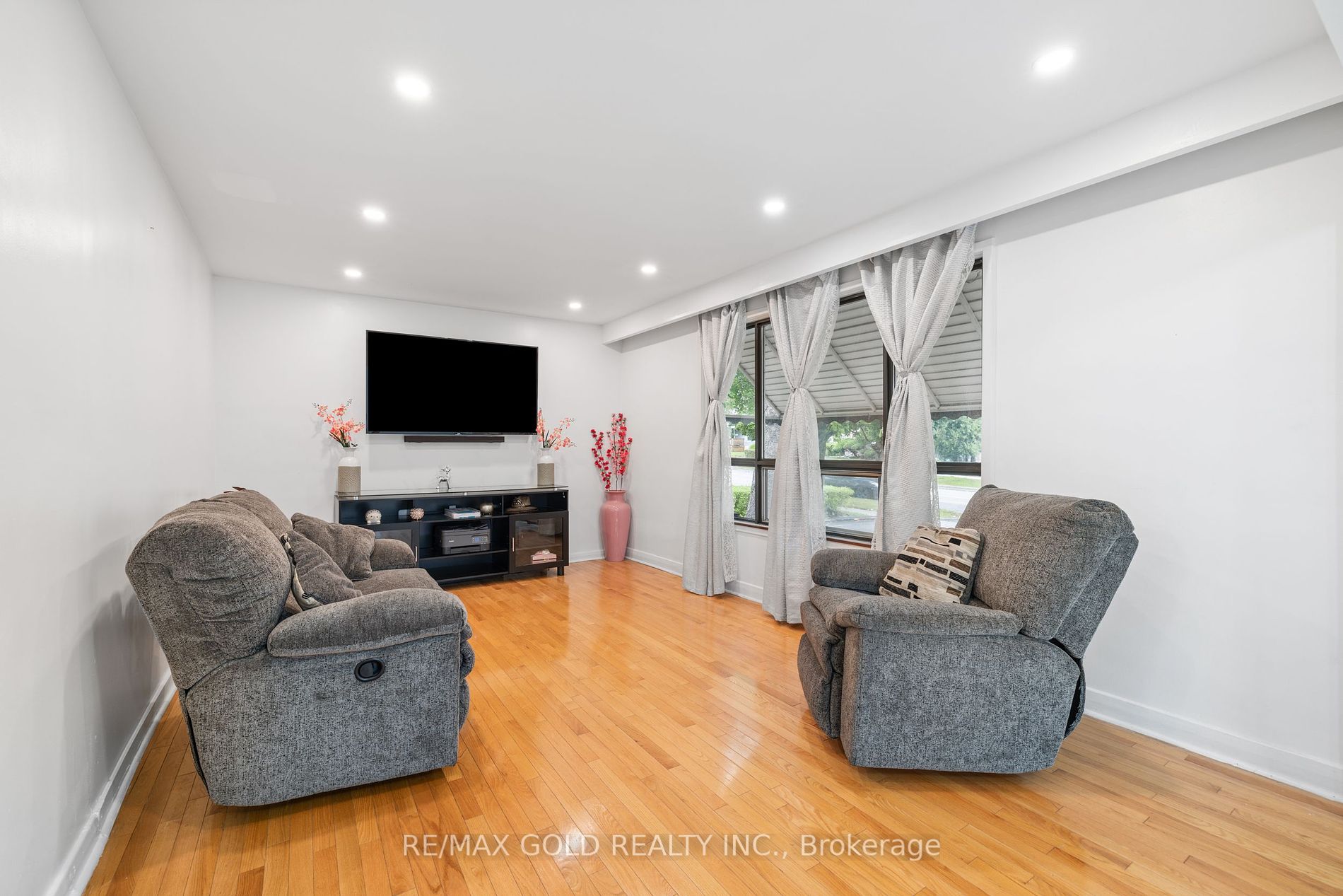 20 Hatfield Crescent