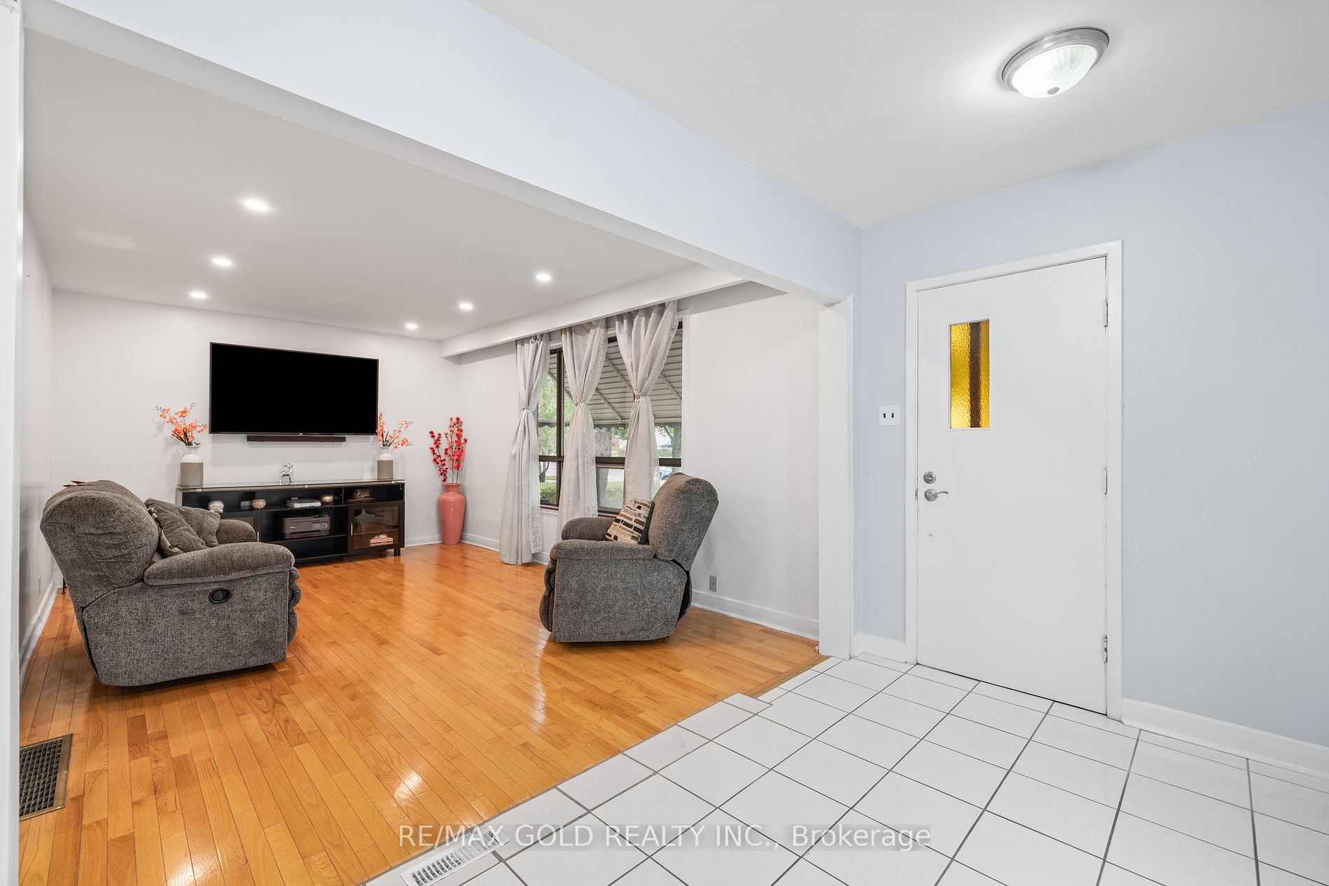 20 Hatfield Crescent