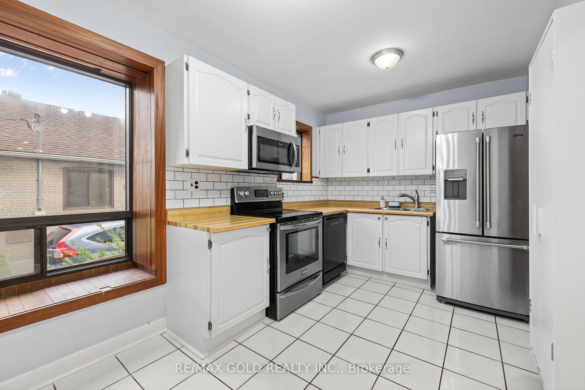 20 Hatfield Crescent