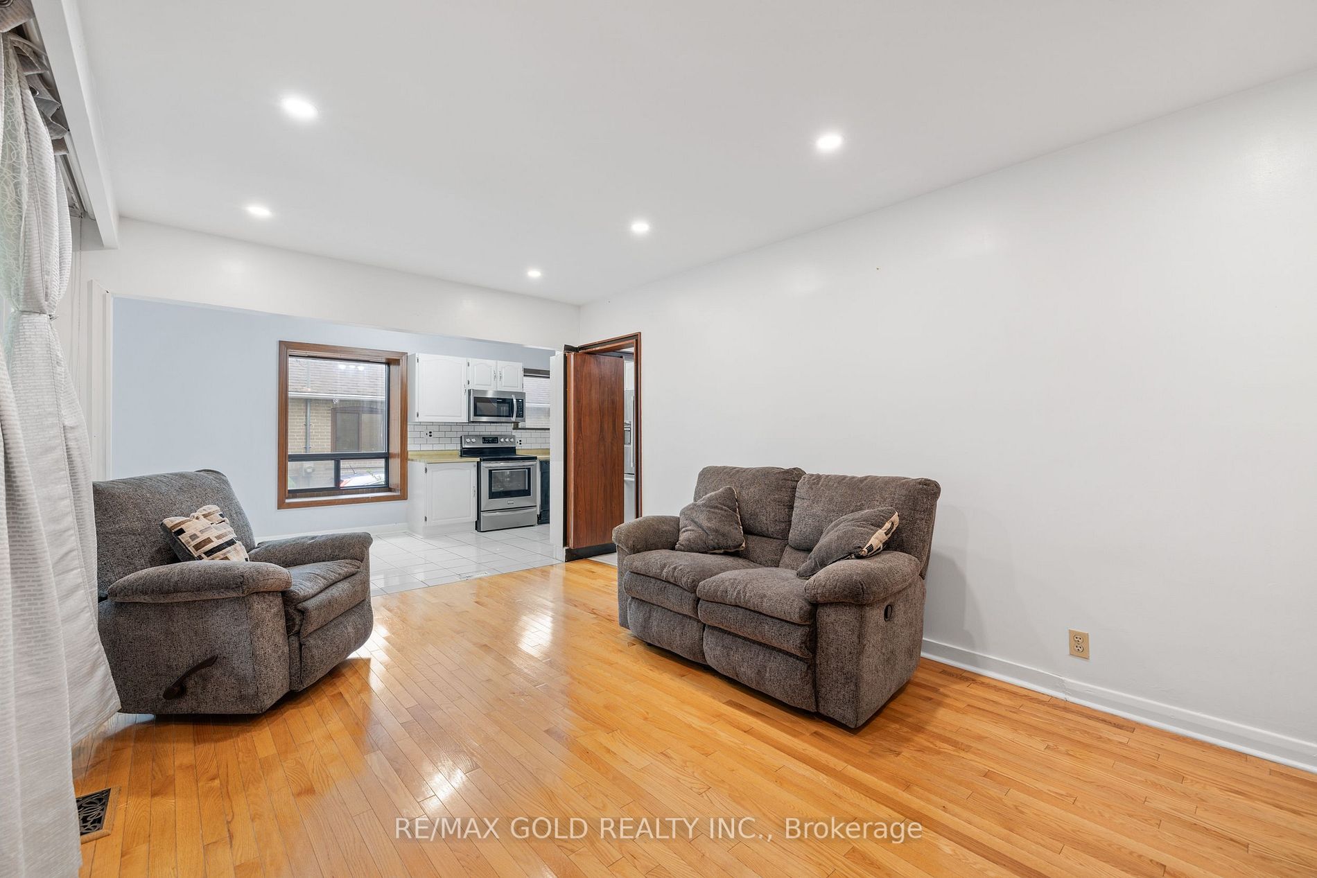 20 Hatfield Crescent