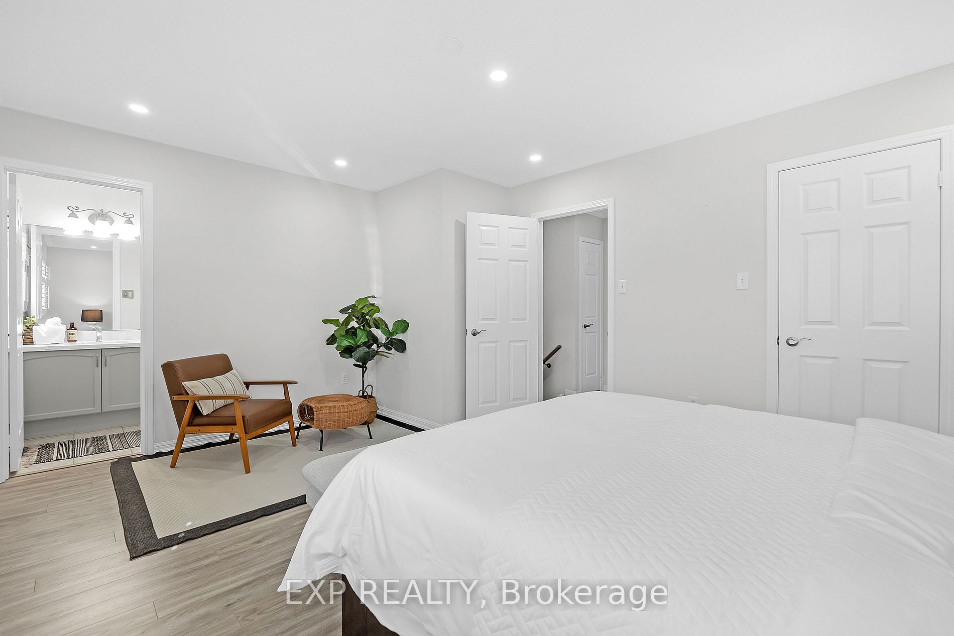 183 Featherstone Road