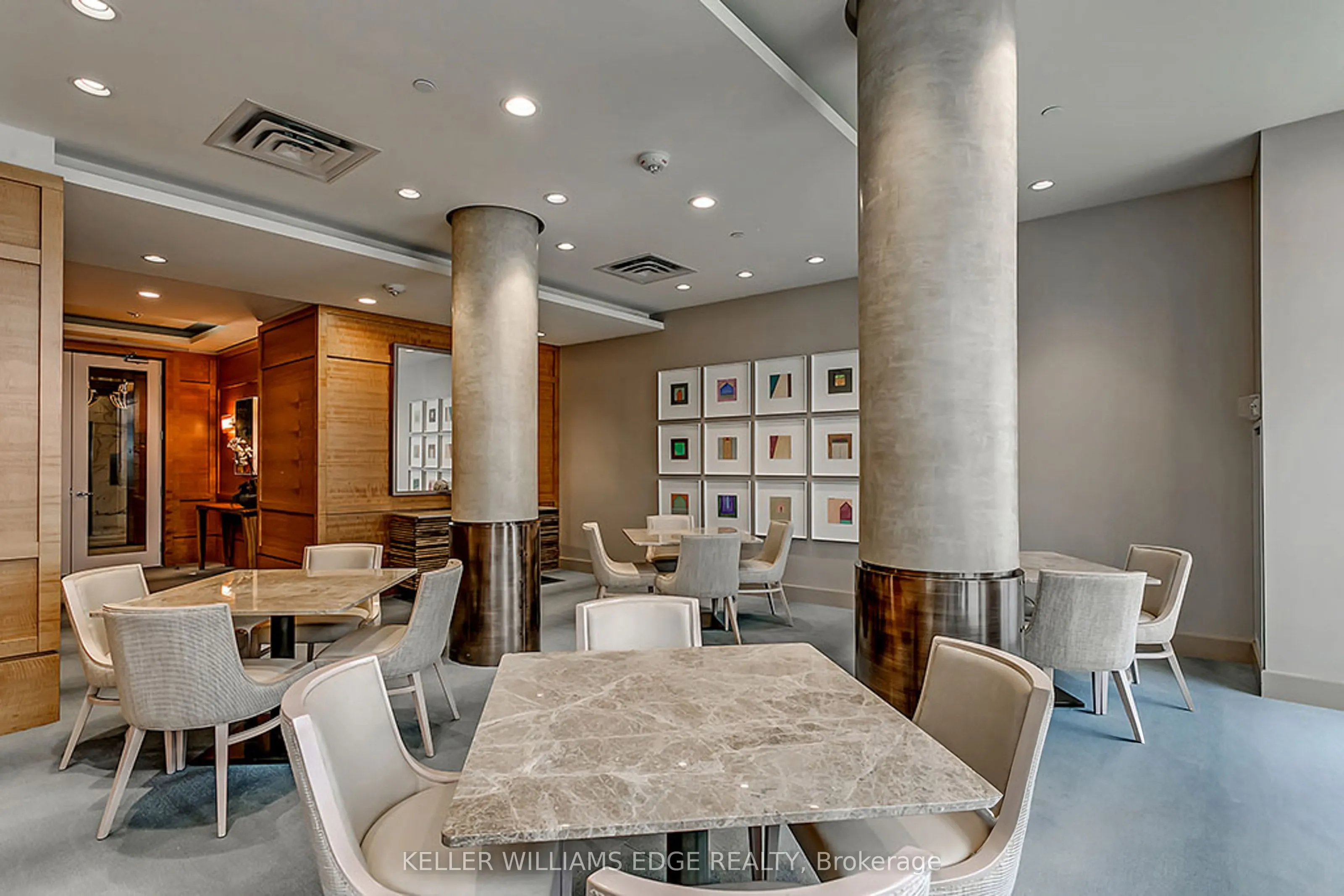 3500 Lakeshore Road W, #808