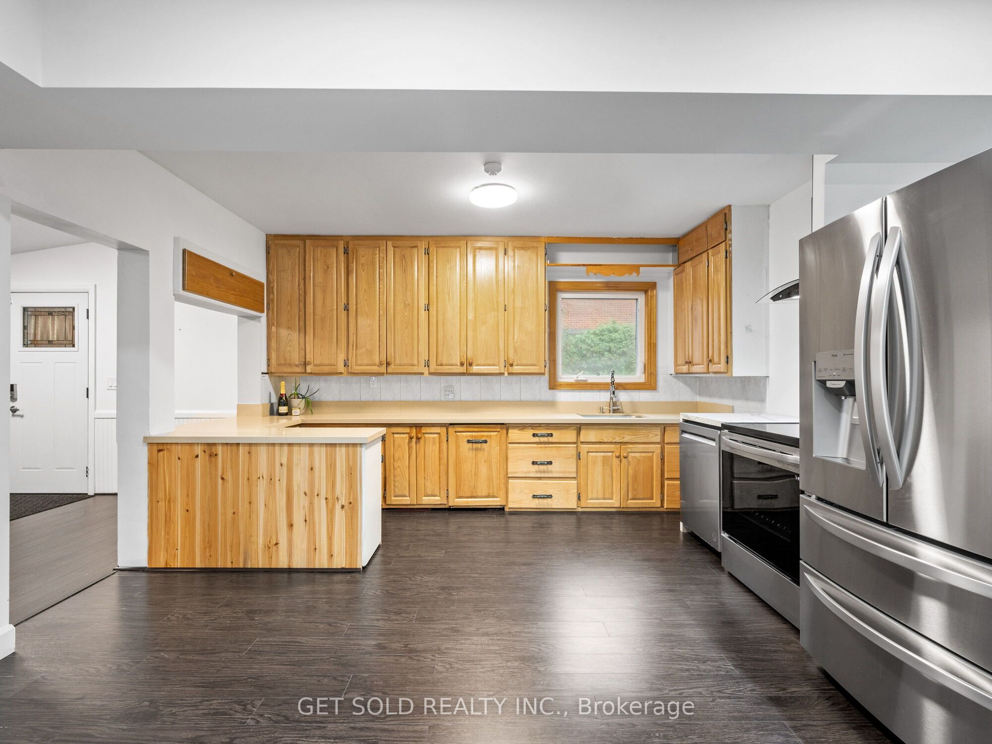 88 King Street W