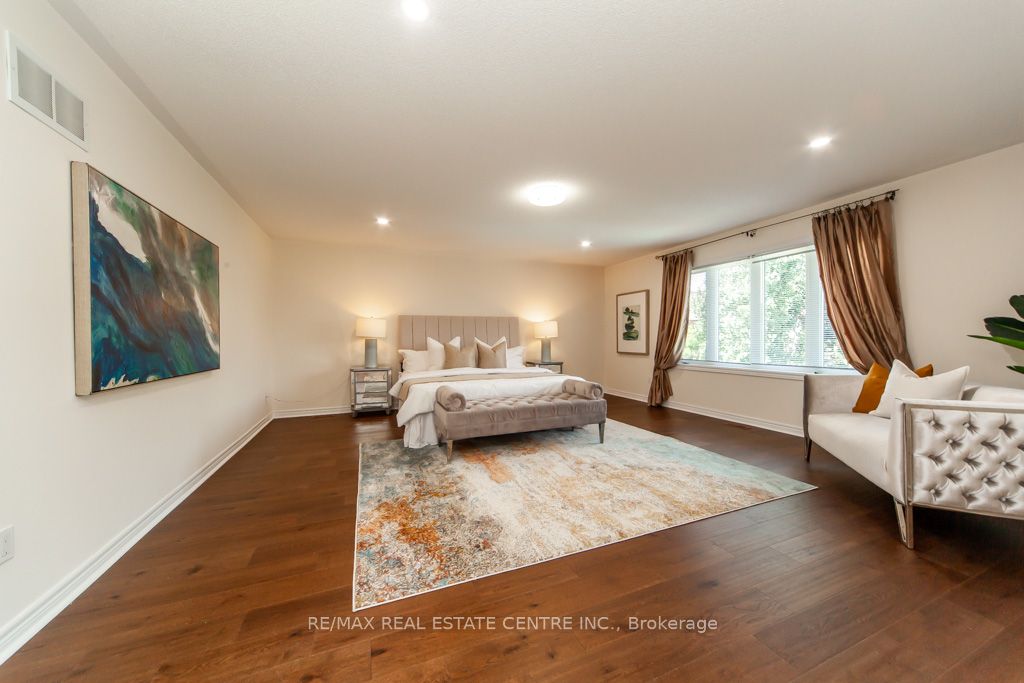1387 Ferncrest Road