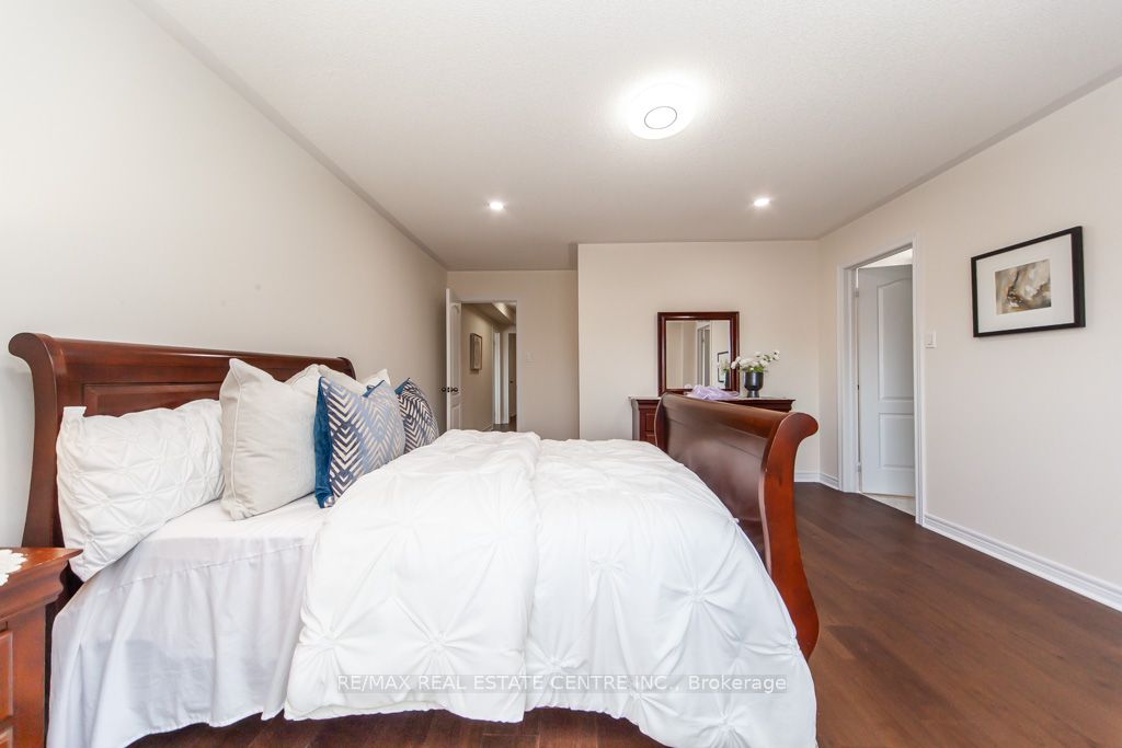 1387 Ferncrest Road