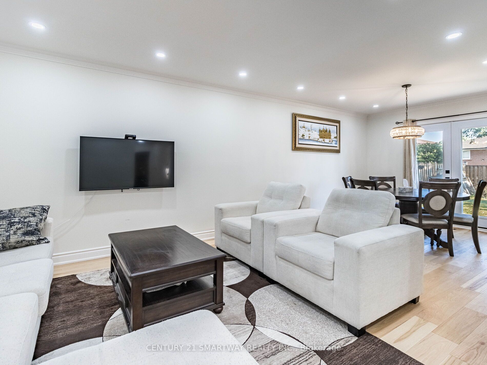 40 Devonshire Drive