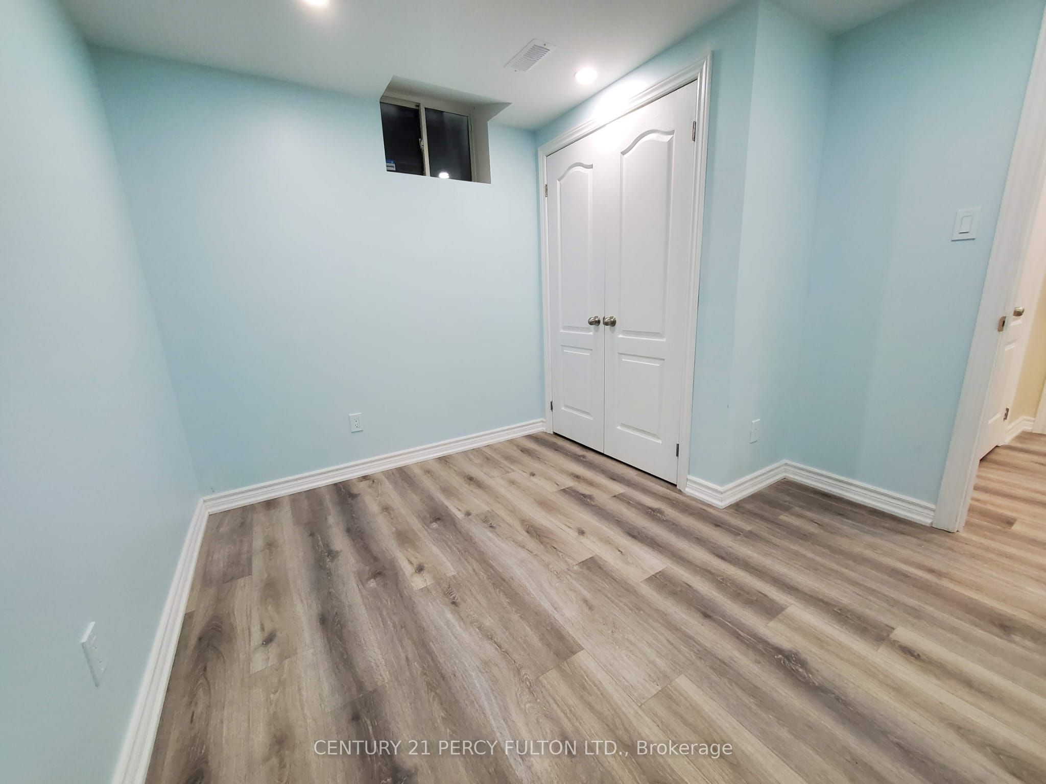 308 Nakerville Crescent #Lower