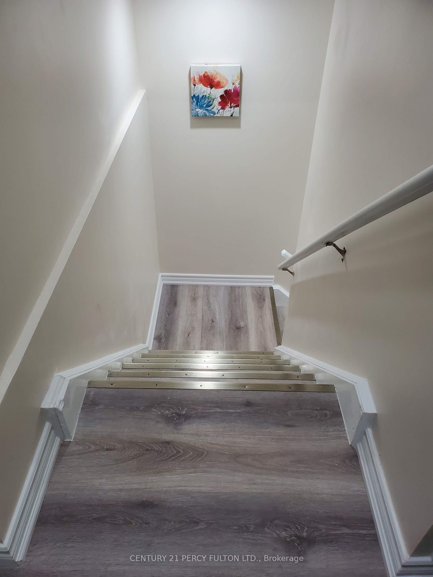 308 Nakerville Crescent #Lower