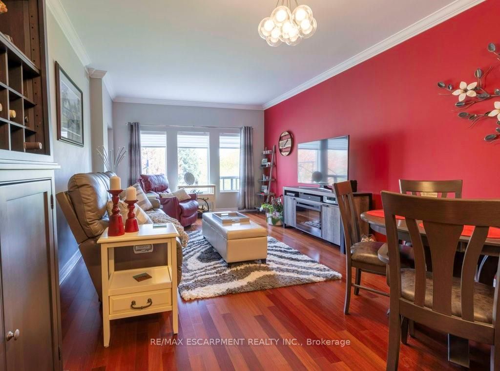 1499 Nottinghill Gate, #207