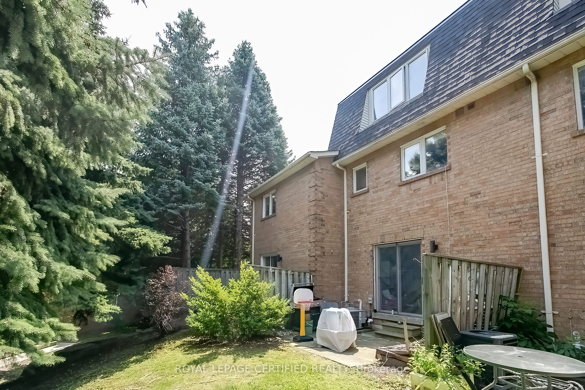 99 Bristol Road E, #153