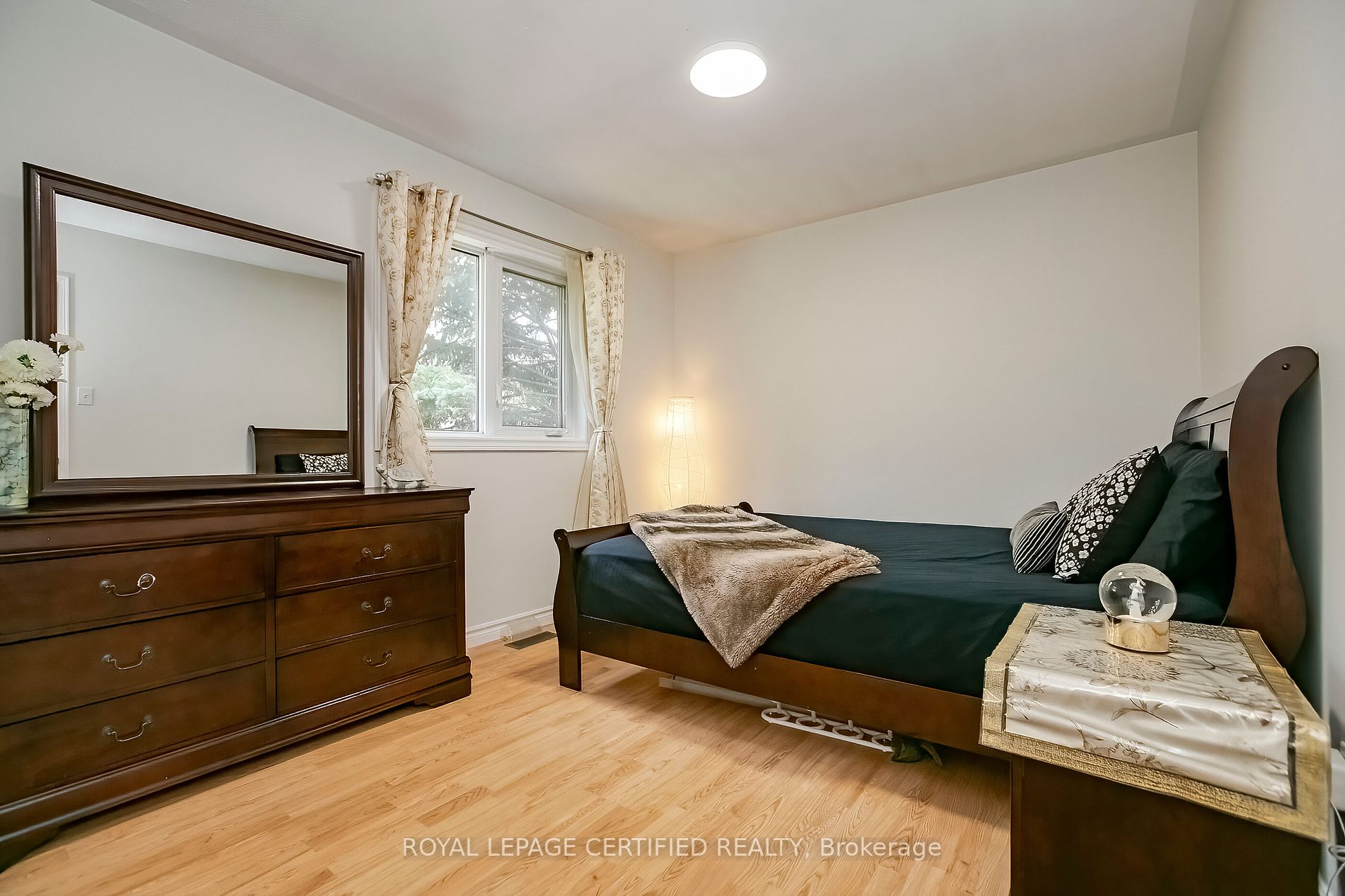 99 Bristol Road E, #153