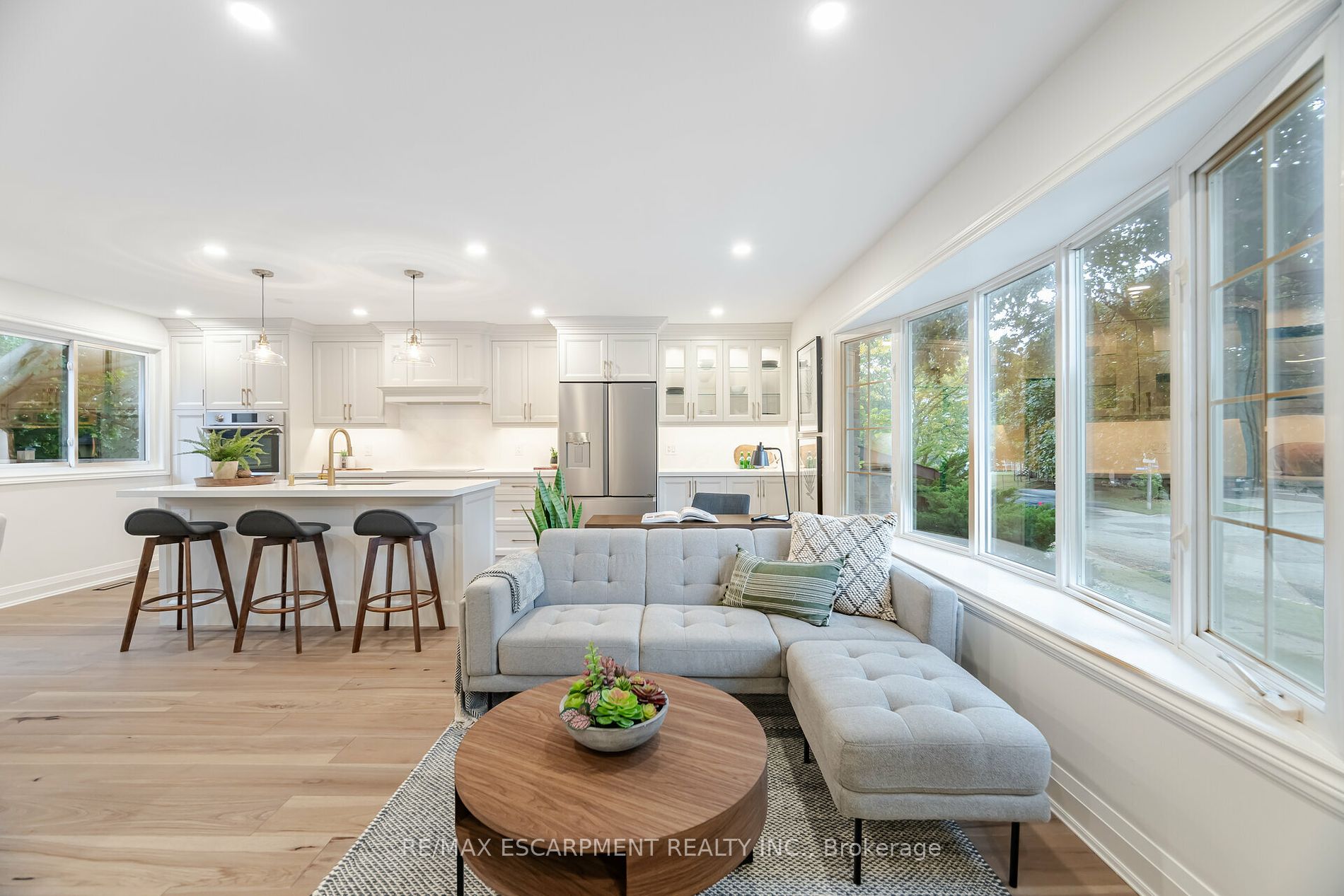 3150 Bentworth Drive