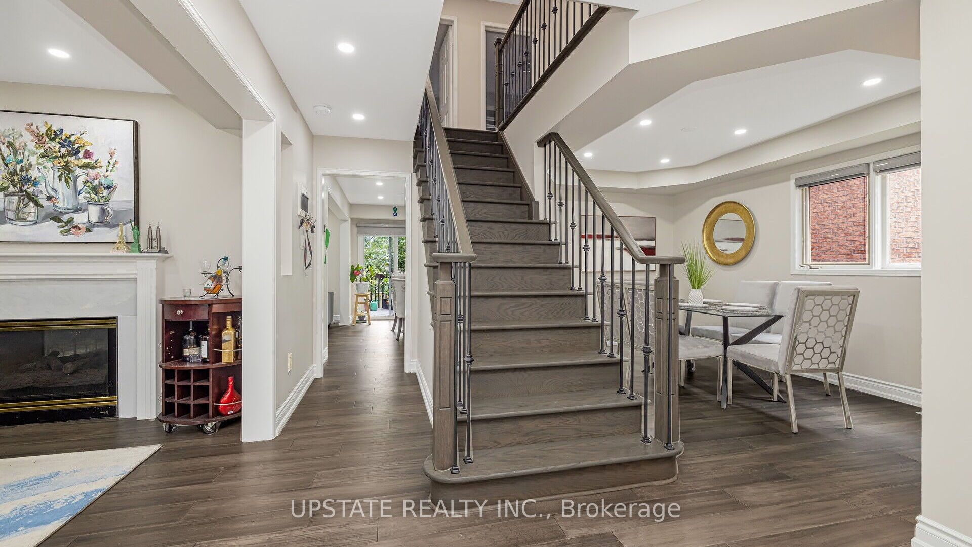 2262 Yorktown Circle