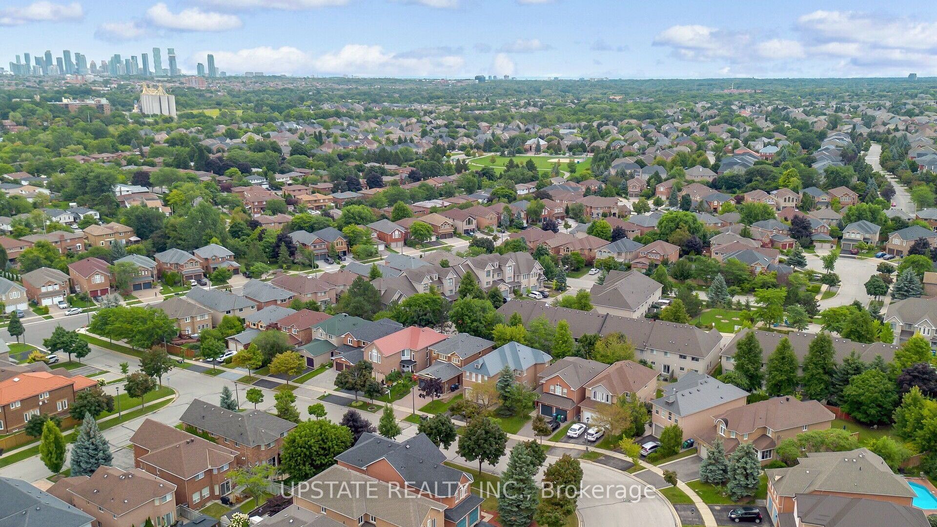 2262 Yorktown Circle